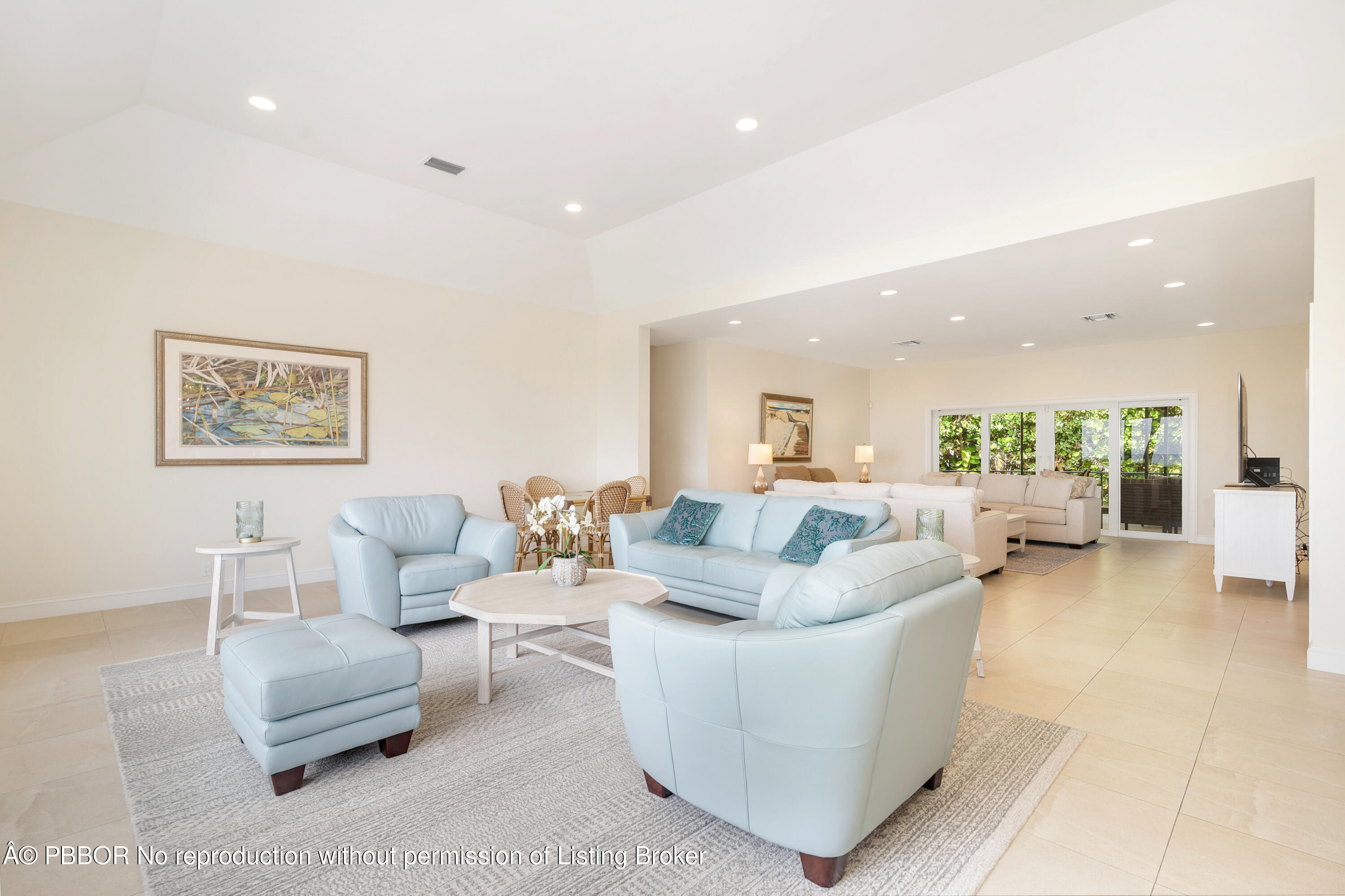 1426 N ocean Boulevard