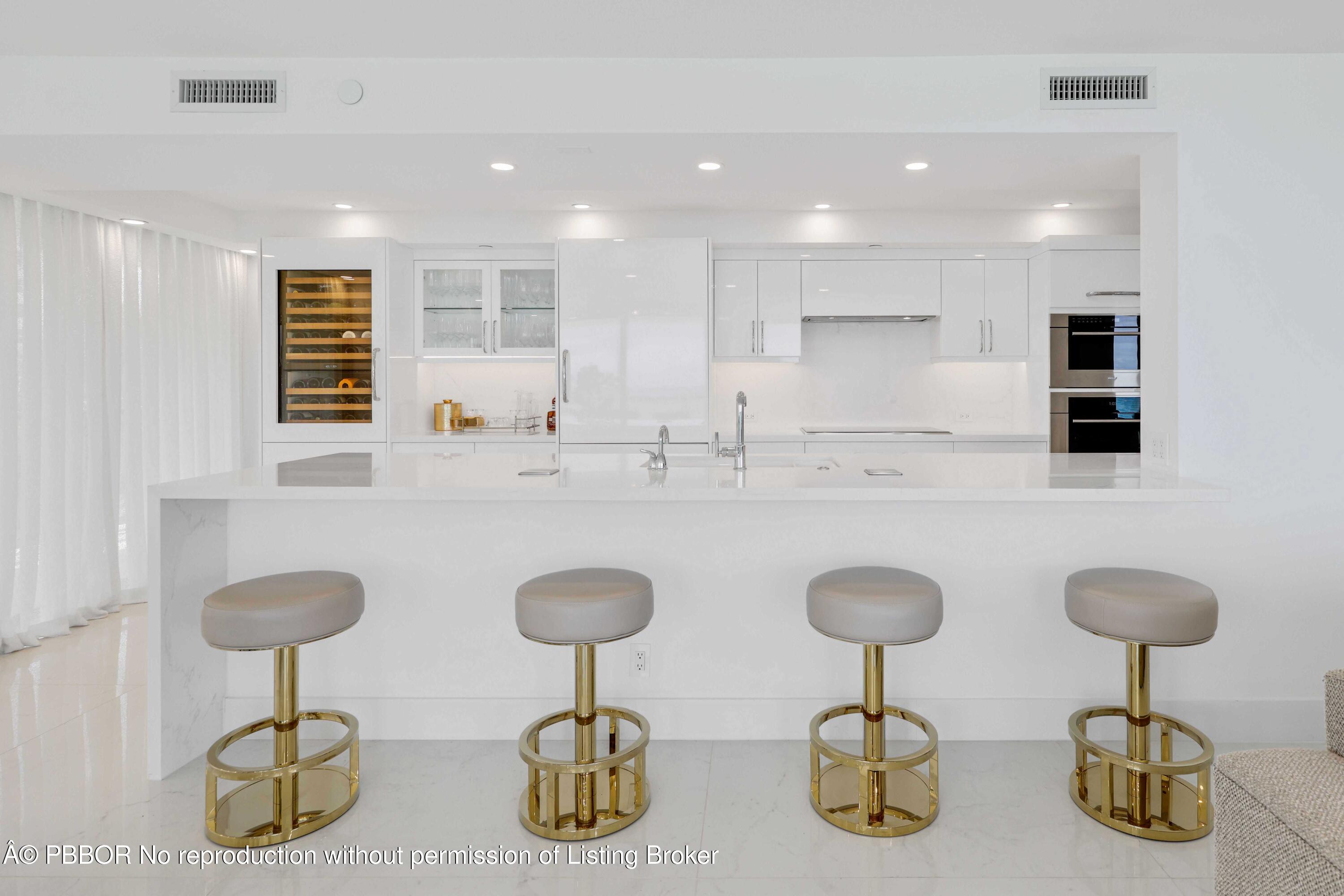 3440 S Ocean Boulevard, 402S