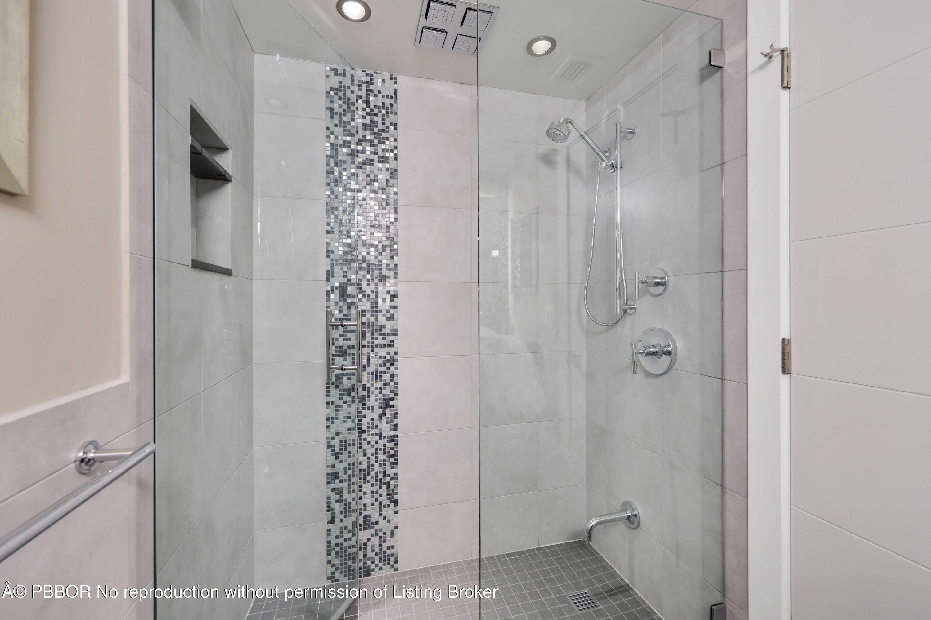 350 S Ocean Boulevard, 206