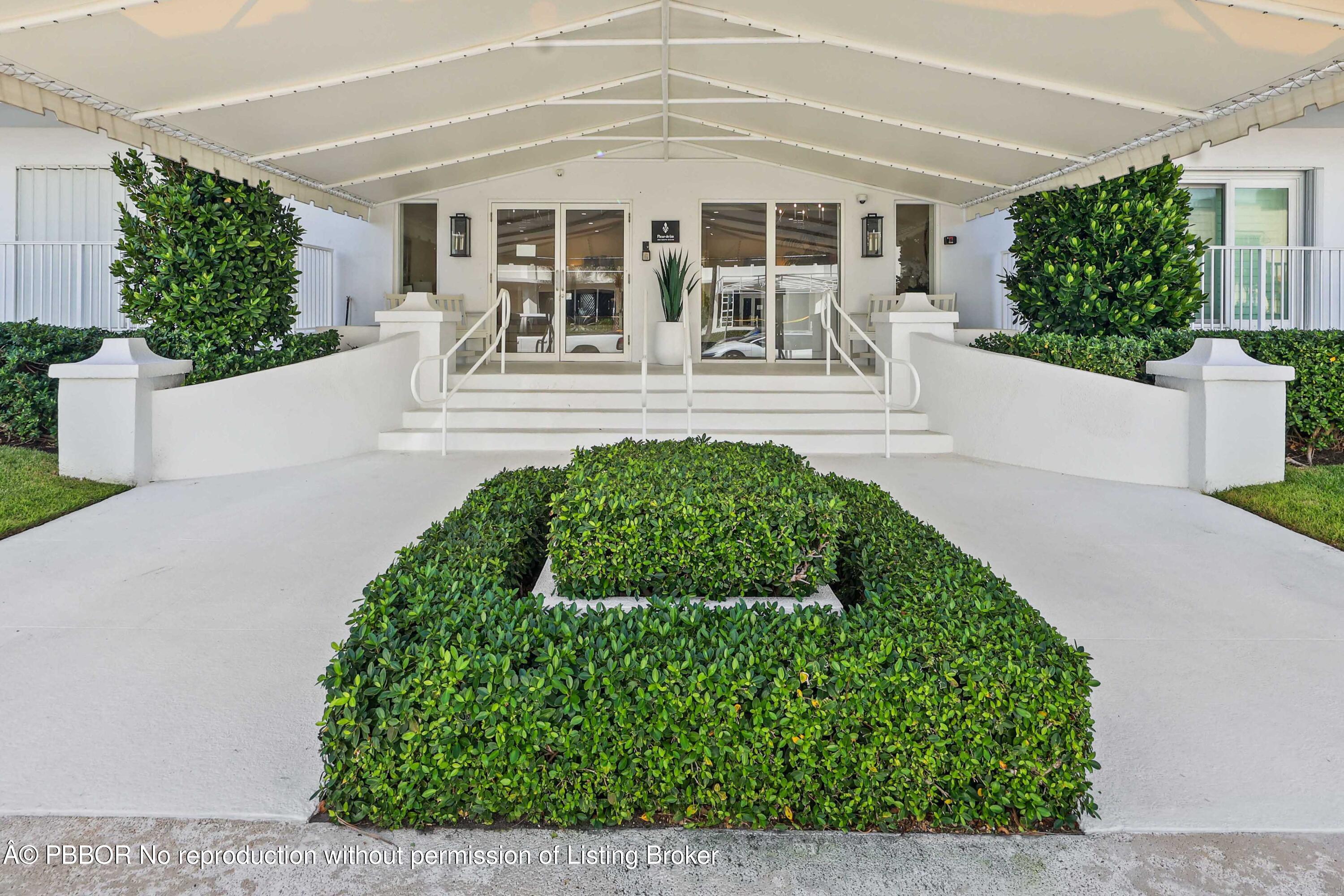 350 S Ocean Boulevard, 206