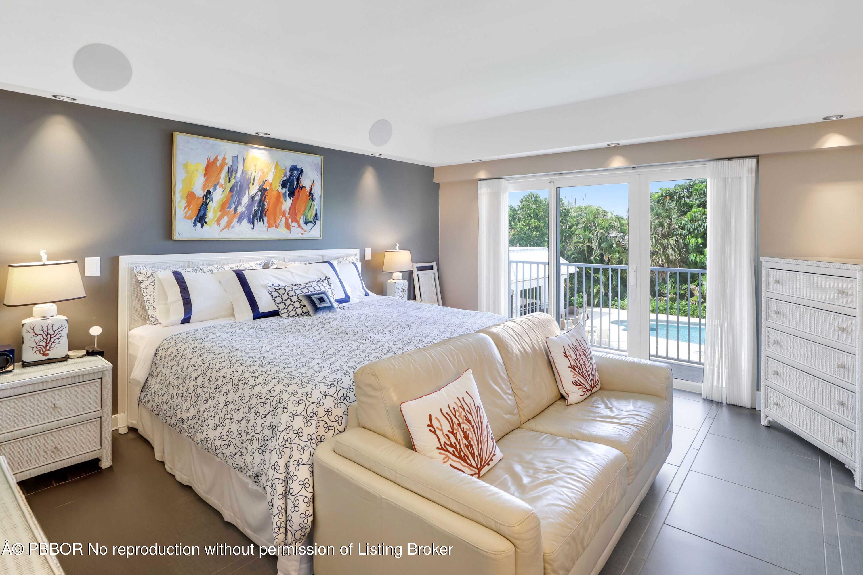 350 S Ocean Boulevard, 206