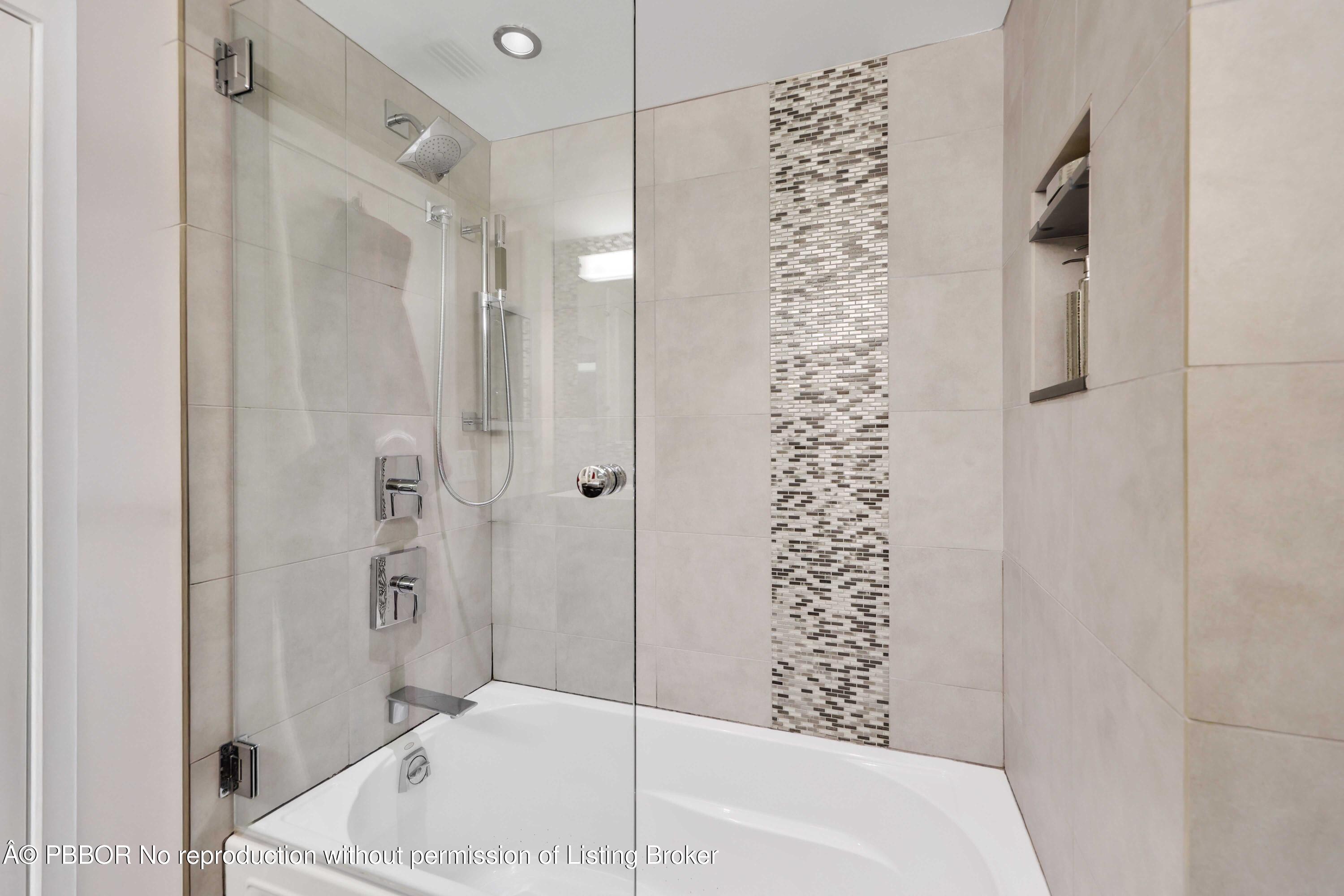 350 S Ocean Boulevard, 206