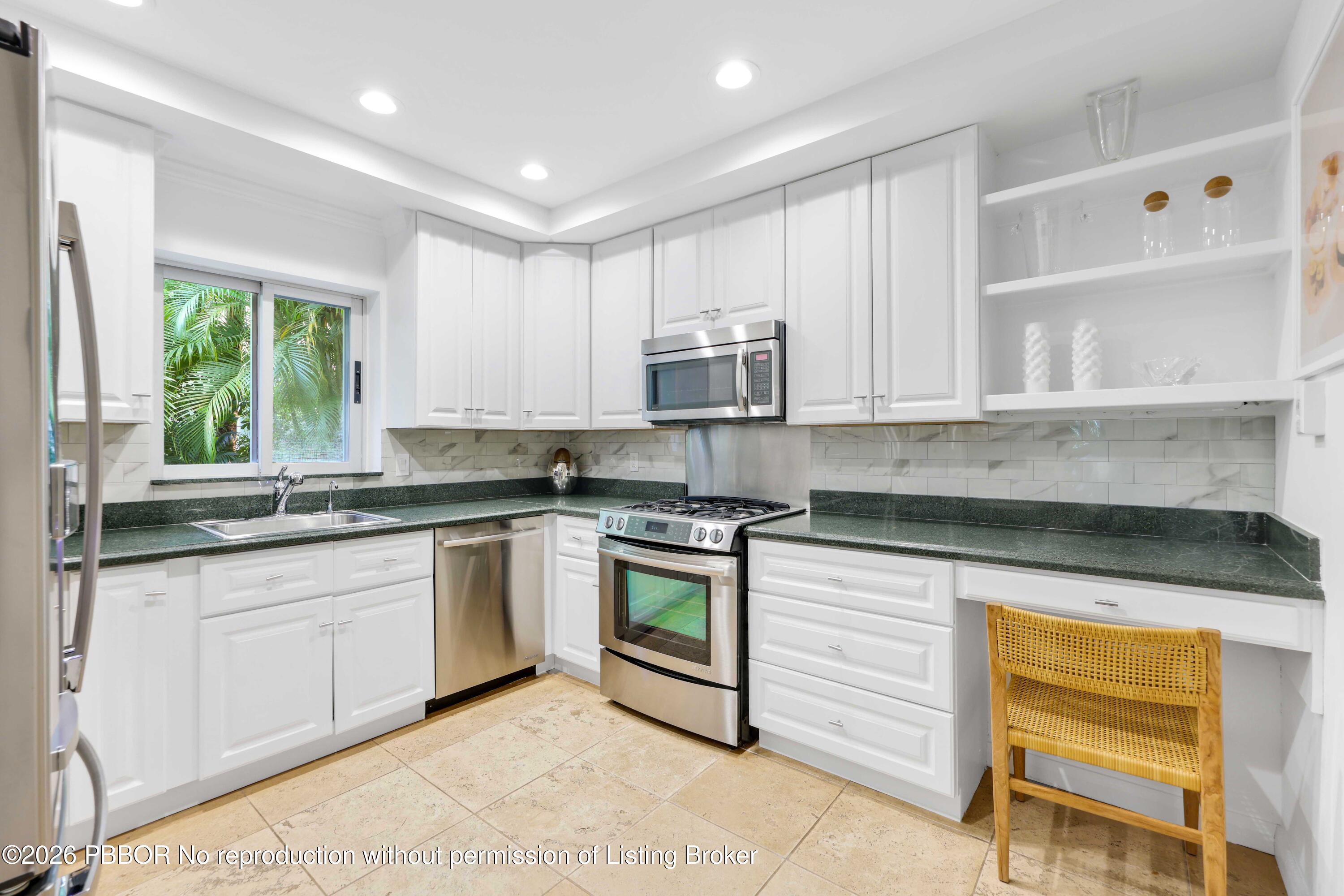 429 Australian Avenue 3