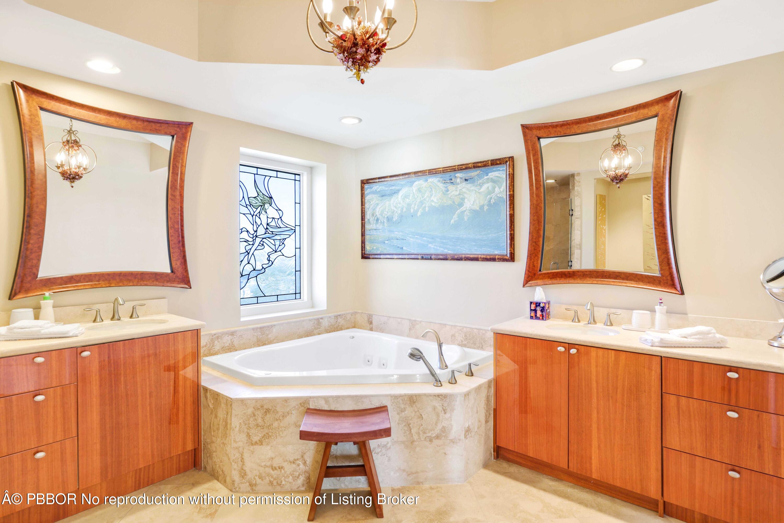 2700 N Ocean Drive APT 905B