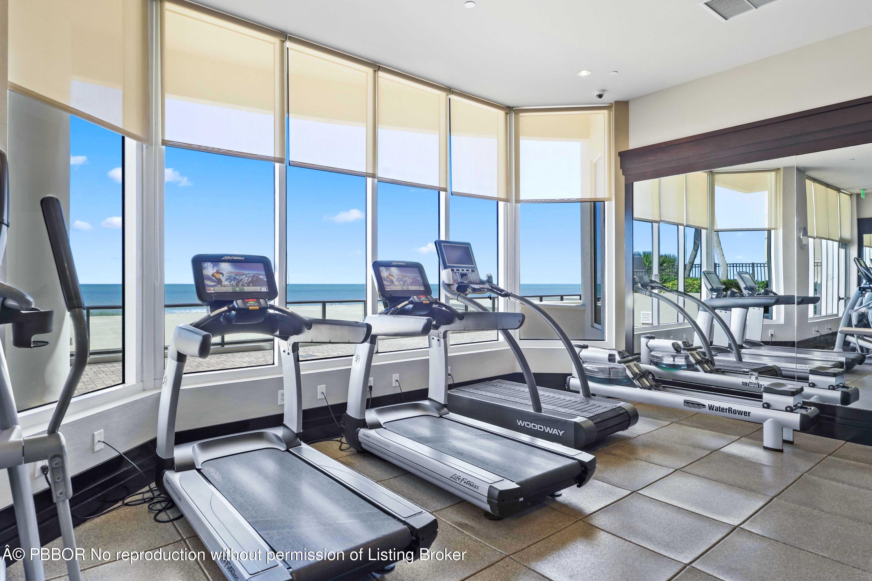 2700 N Ocean Drive APT 905B