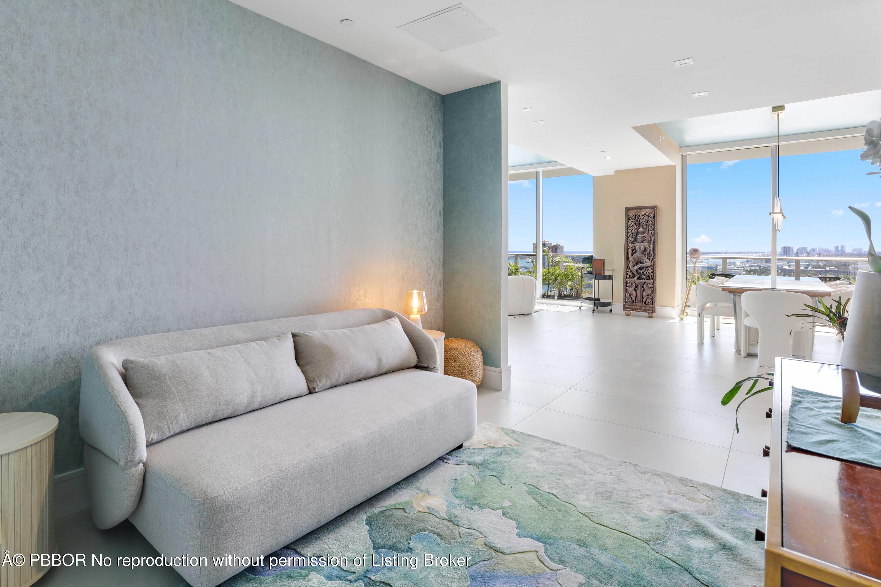 220 Lake Shore Drive 2112