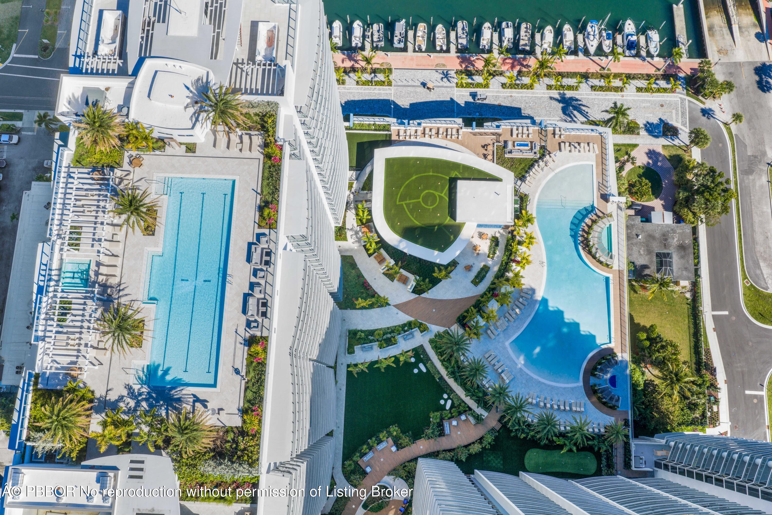 220 Lake Shore Drive 2112