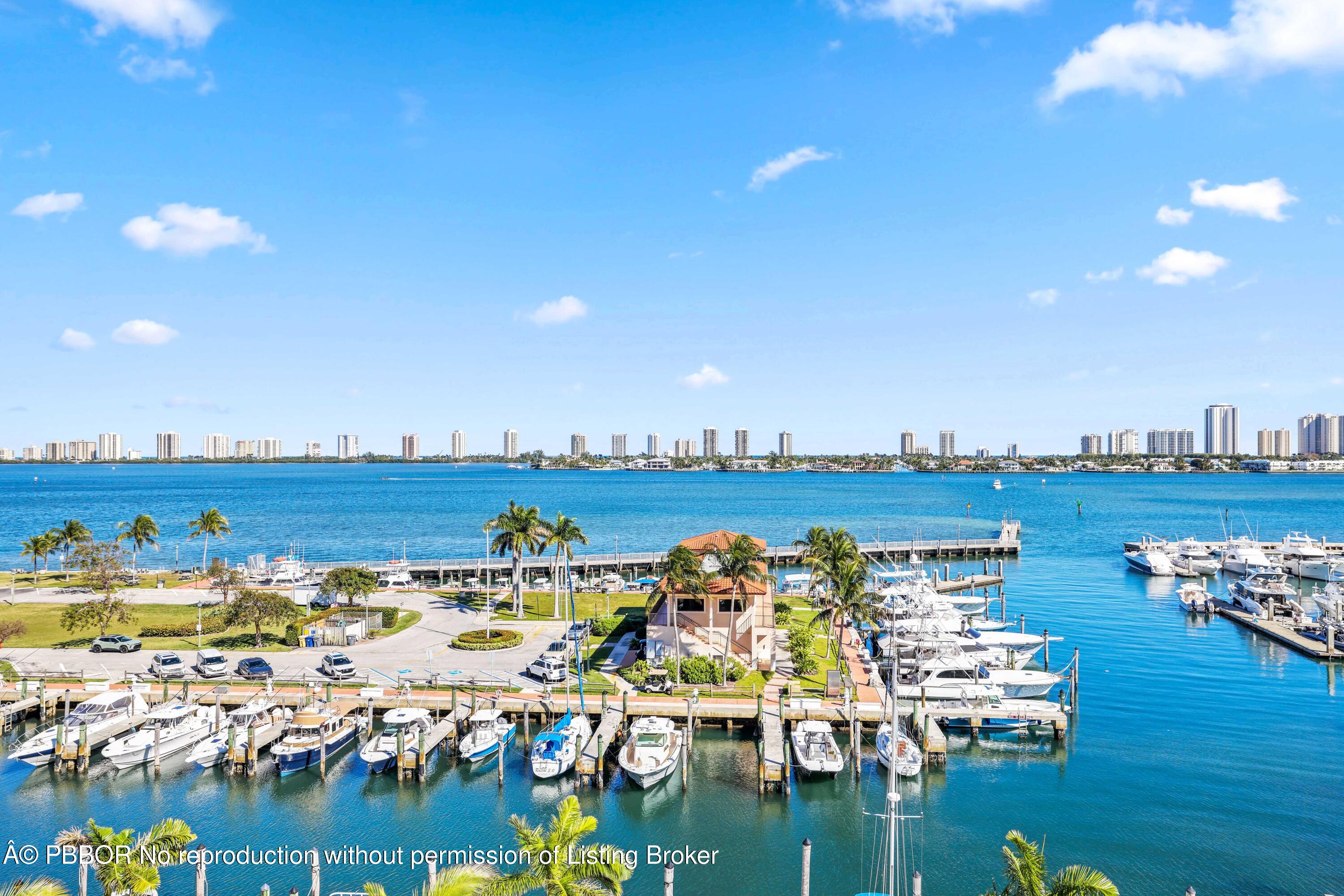 220 Lake Shore Drive 2112