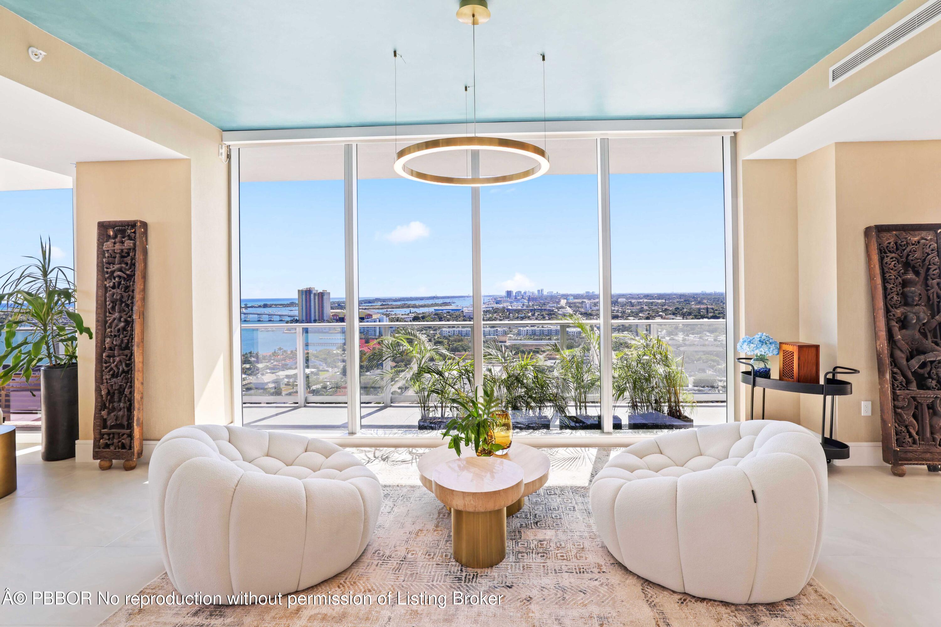 220 Lake Shore Drive 2112