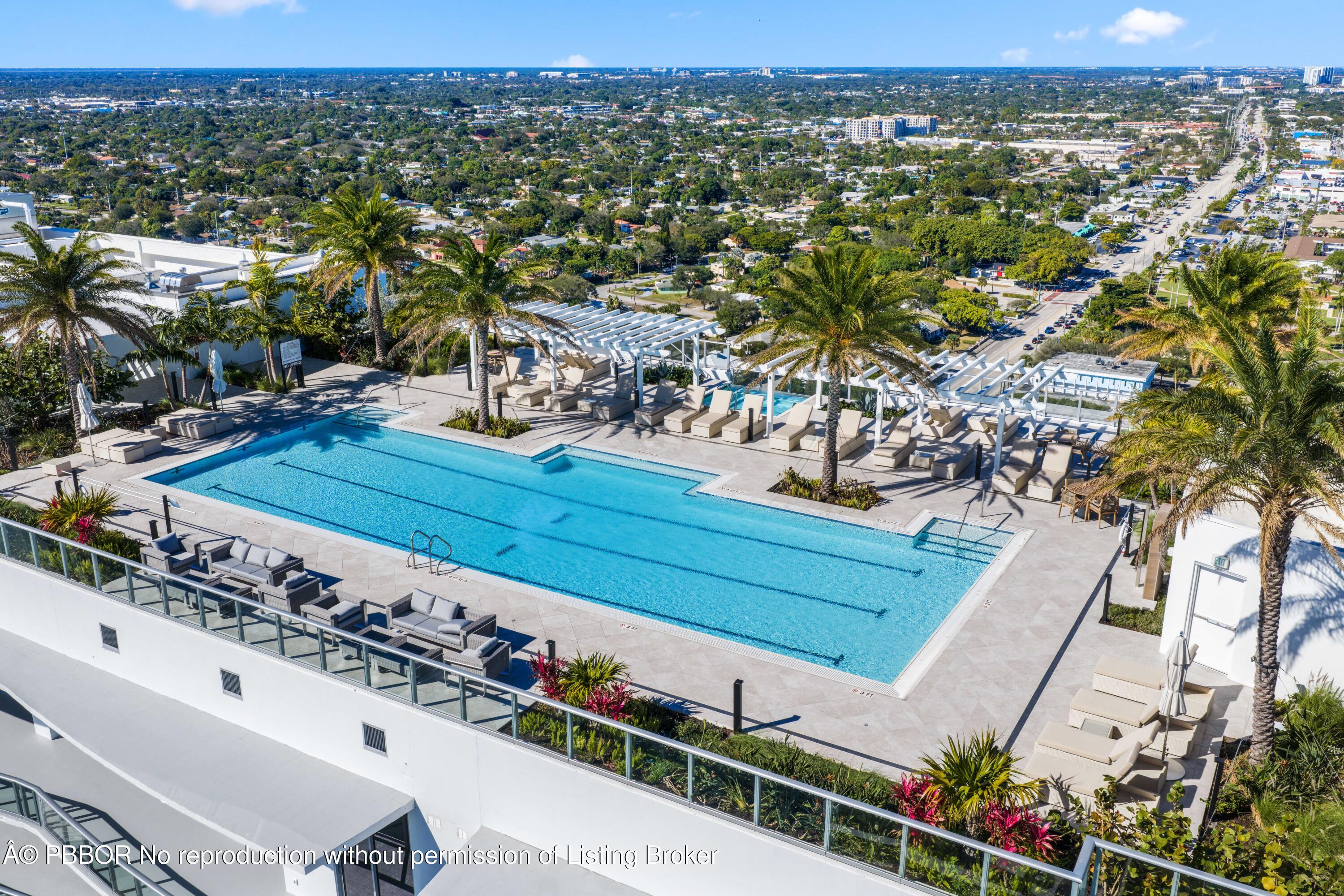 220 Lake Shore Drive 2112