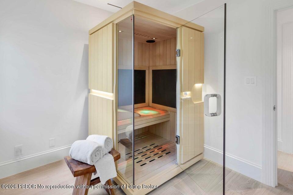 5501 S Flagler Drive