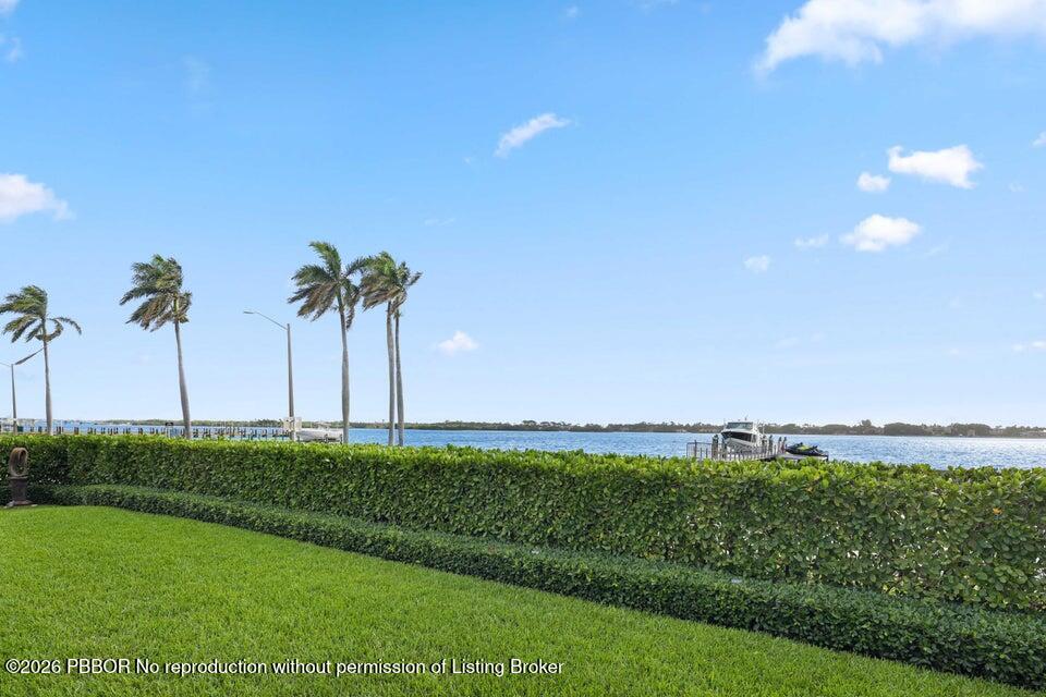 5501 S Flagler Drive