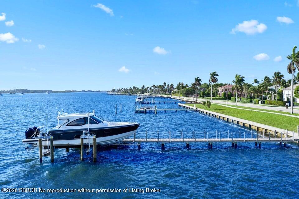 5501 S Flagler Drive