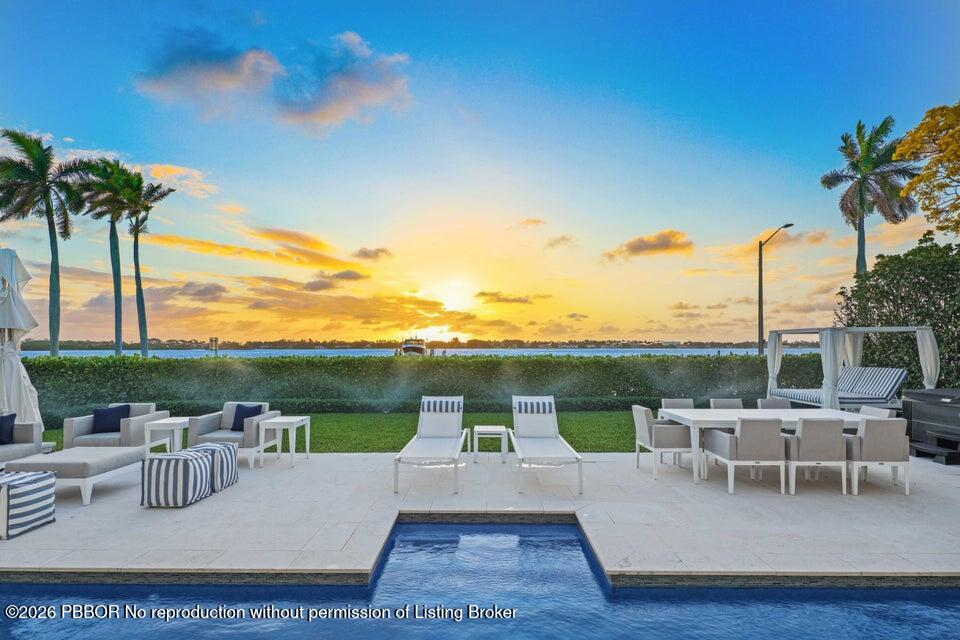 5501 S Flagler Drive