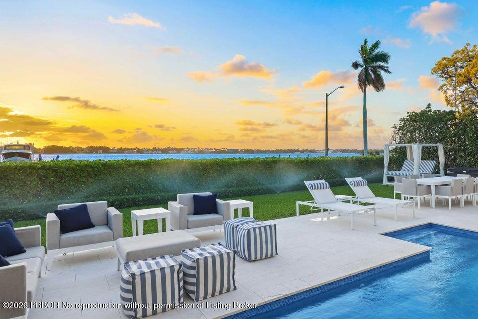 5501 S Flagler Drive