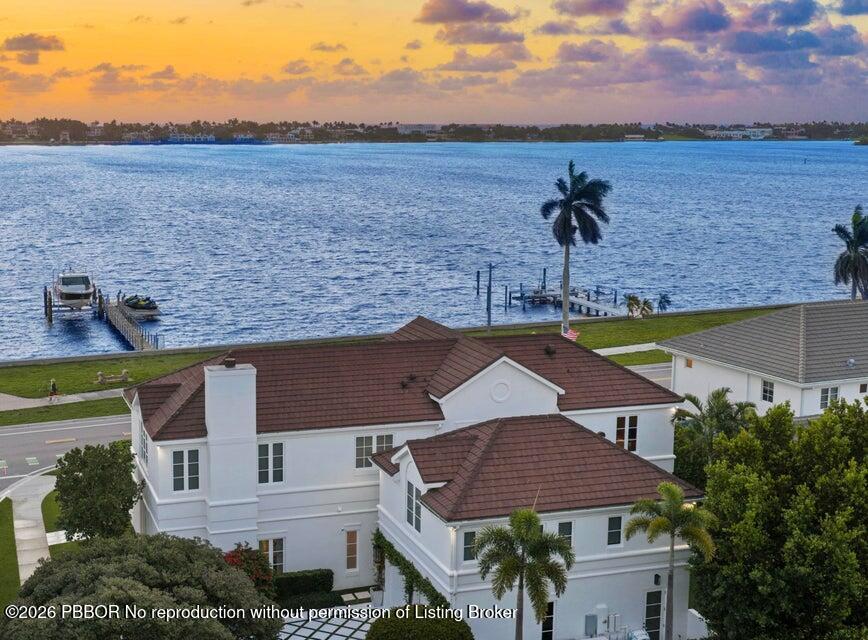 5501 S Flagler Drive