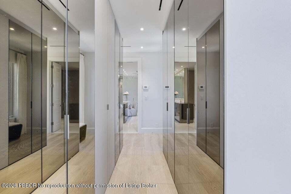 5501 S Flagler Drive