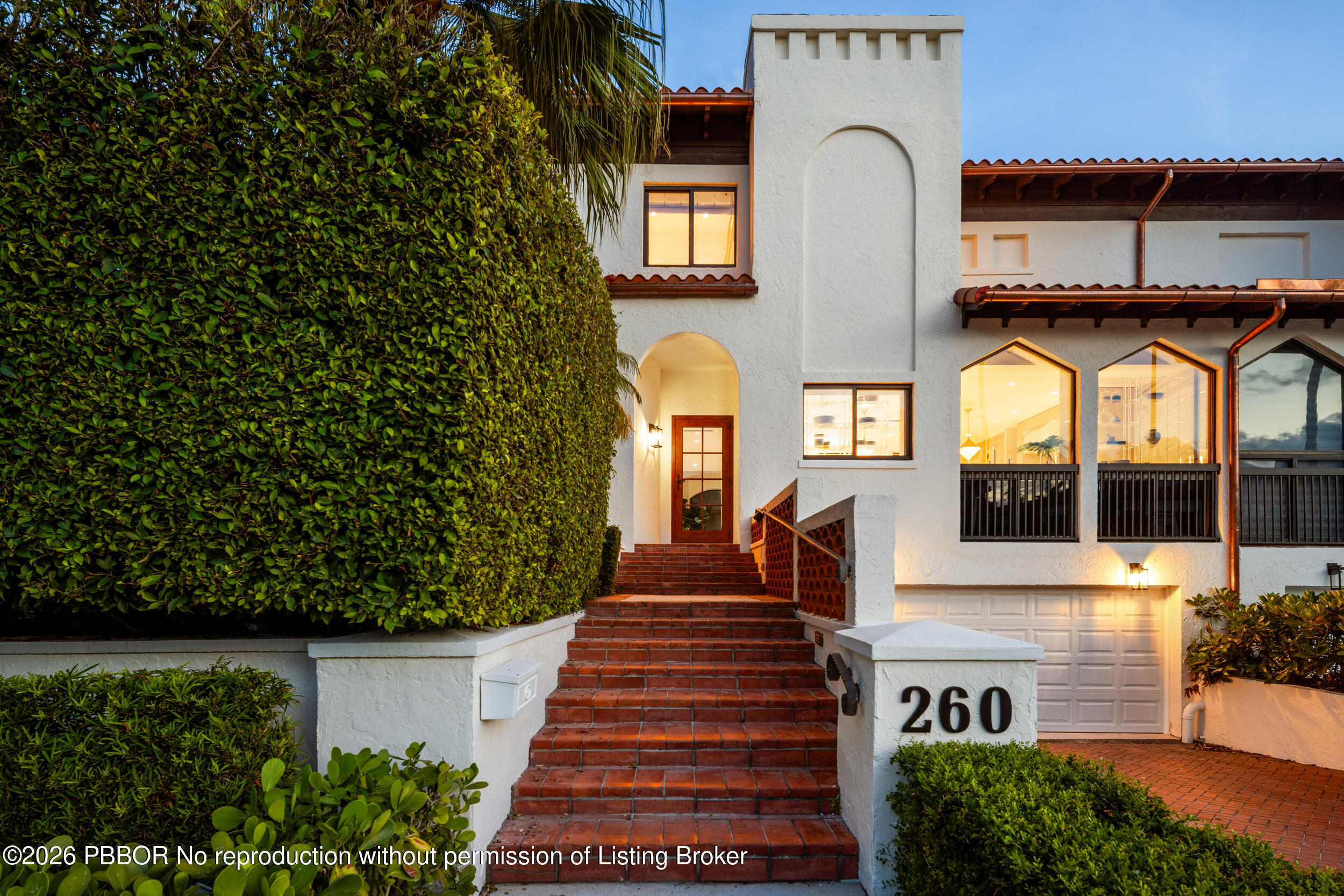 260 Everglade Avenue 260