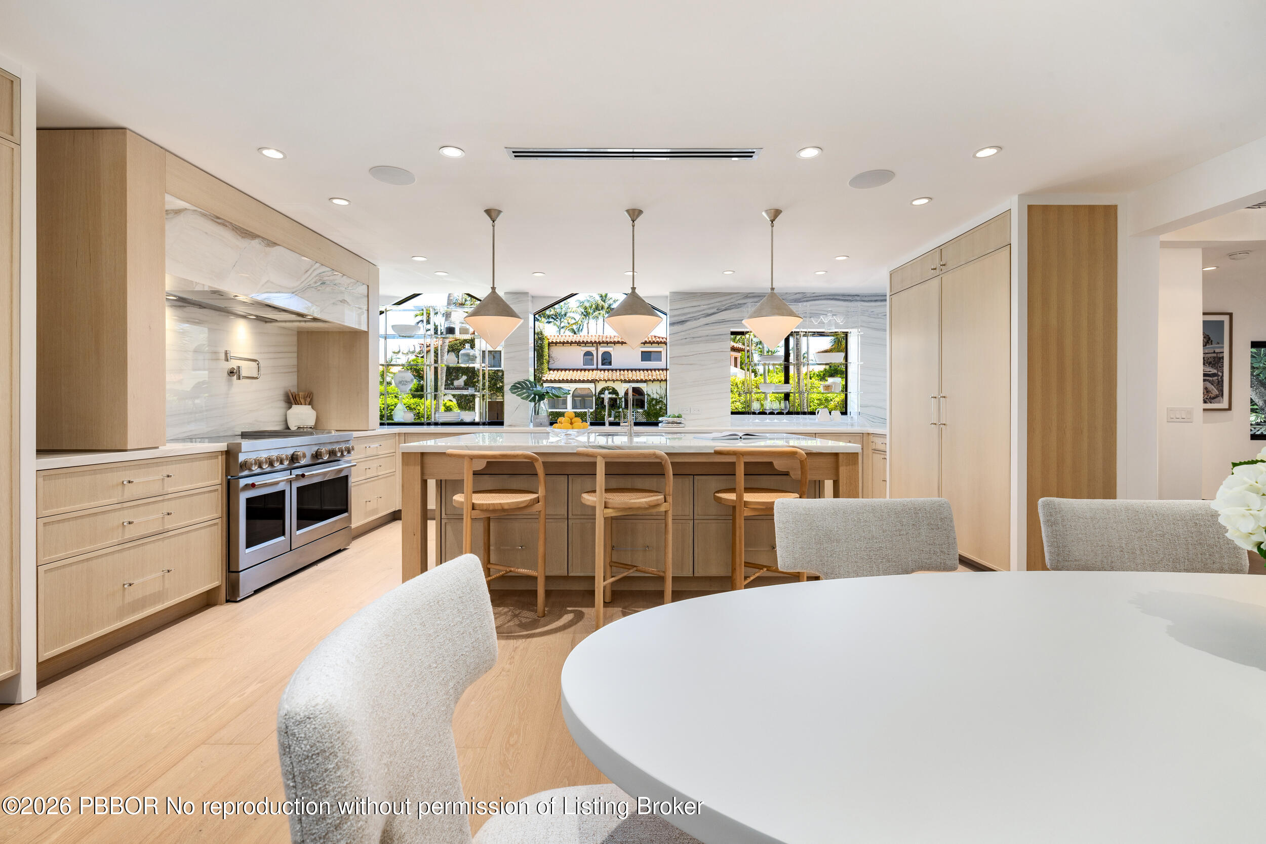 260 Everglade Avenue 260