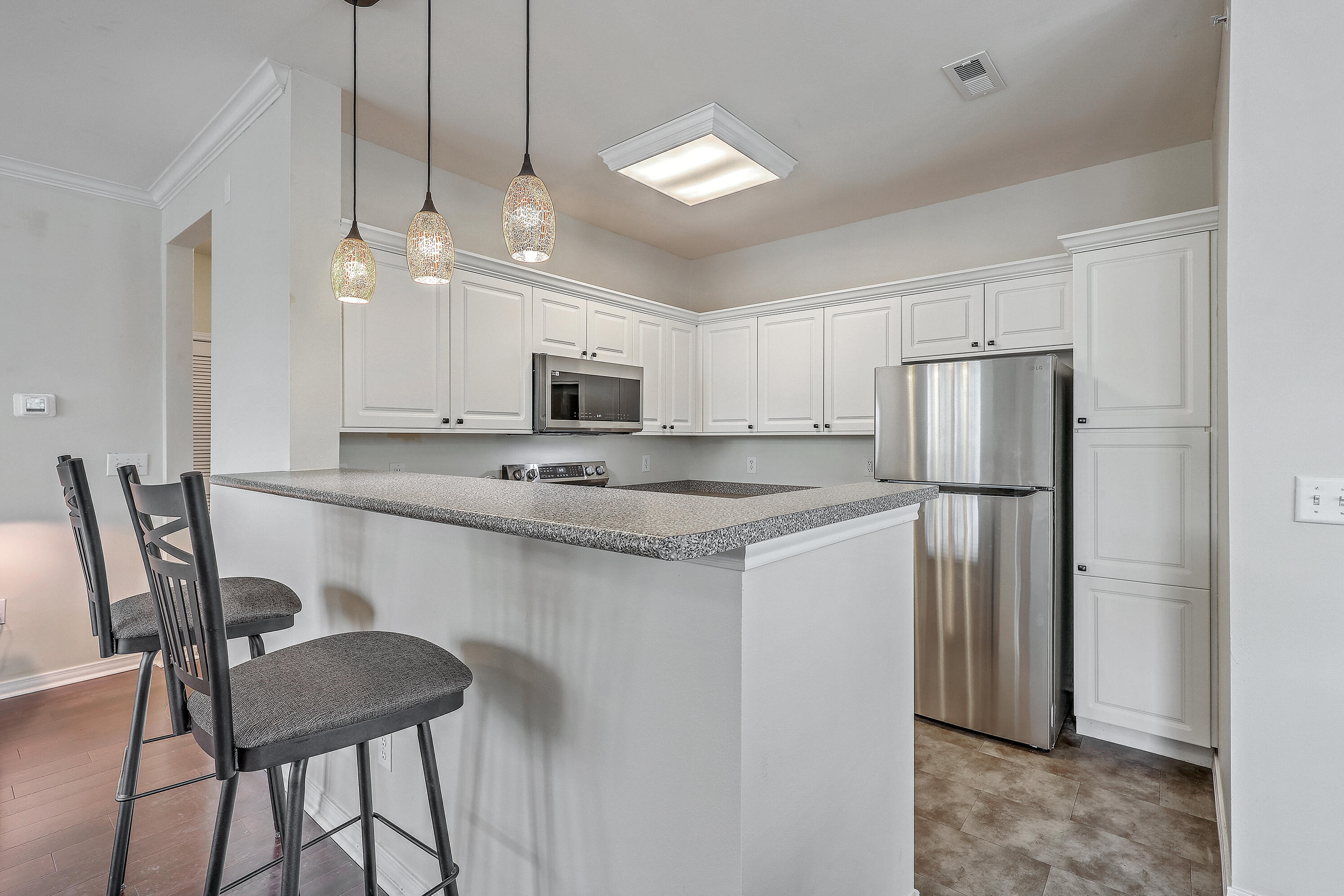 130 River Landing Drive # 9305