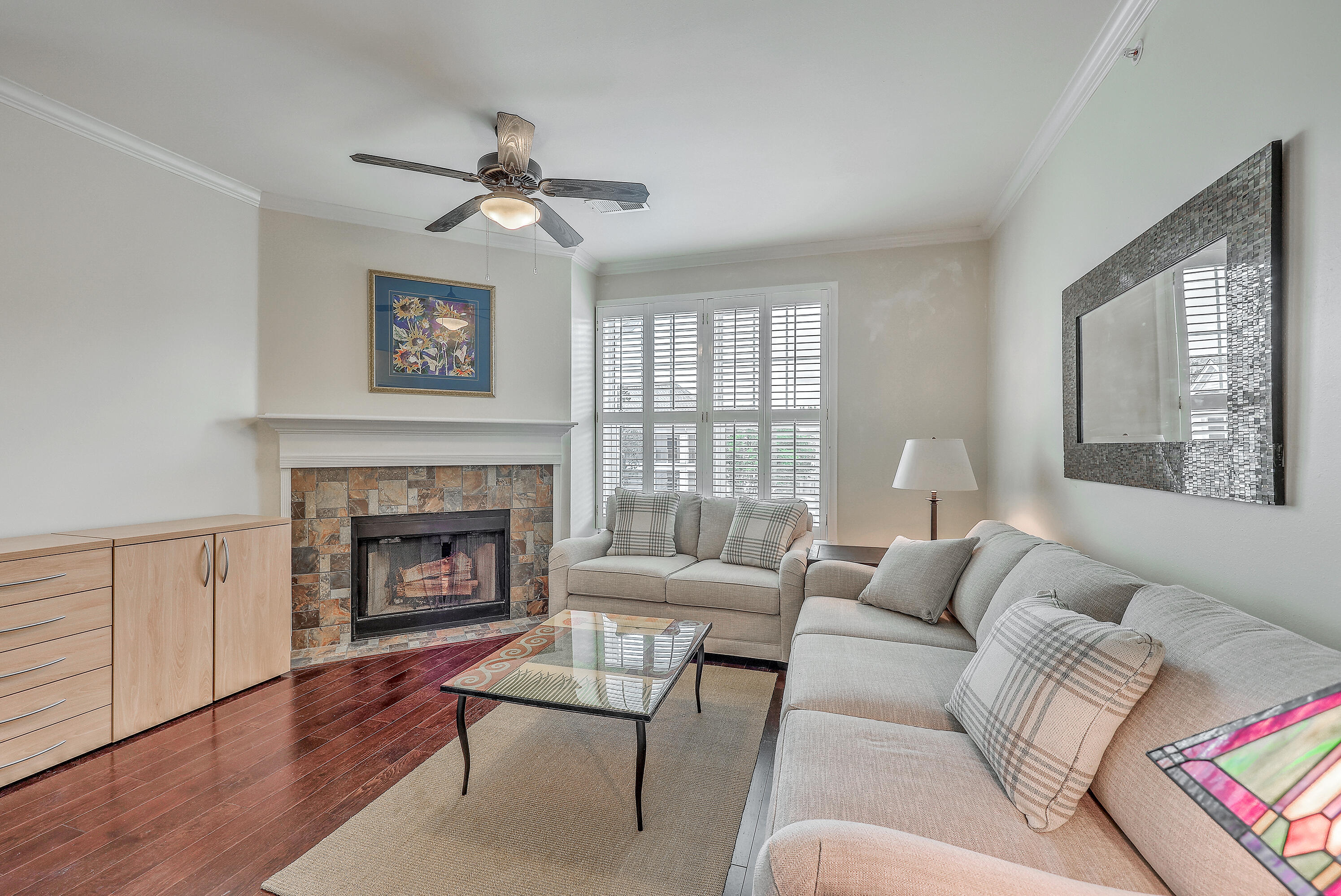 130 River Landing Drive # 9305