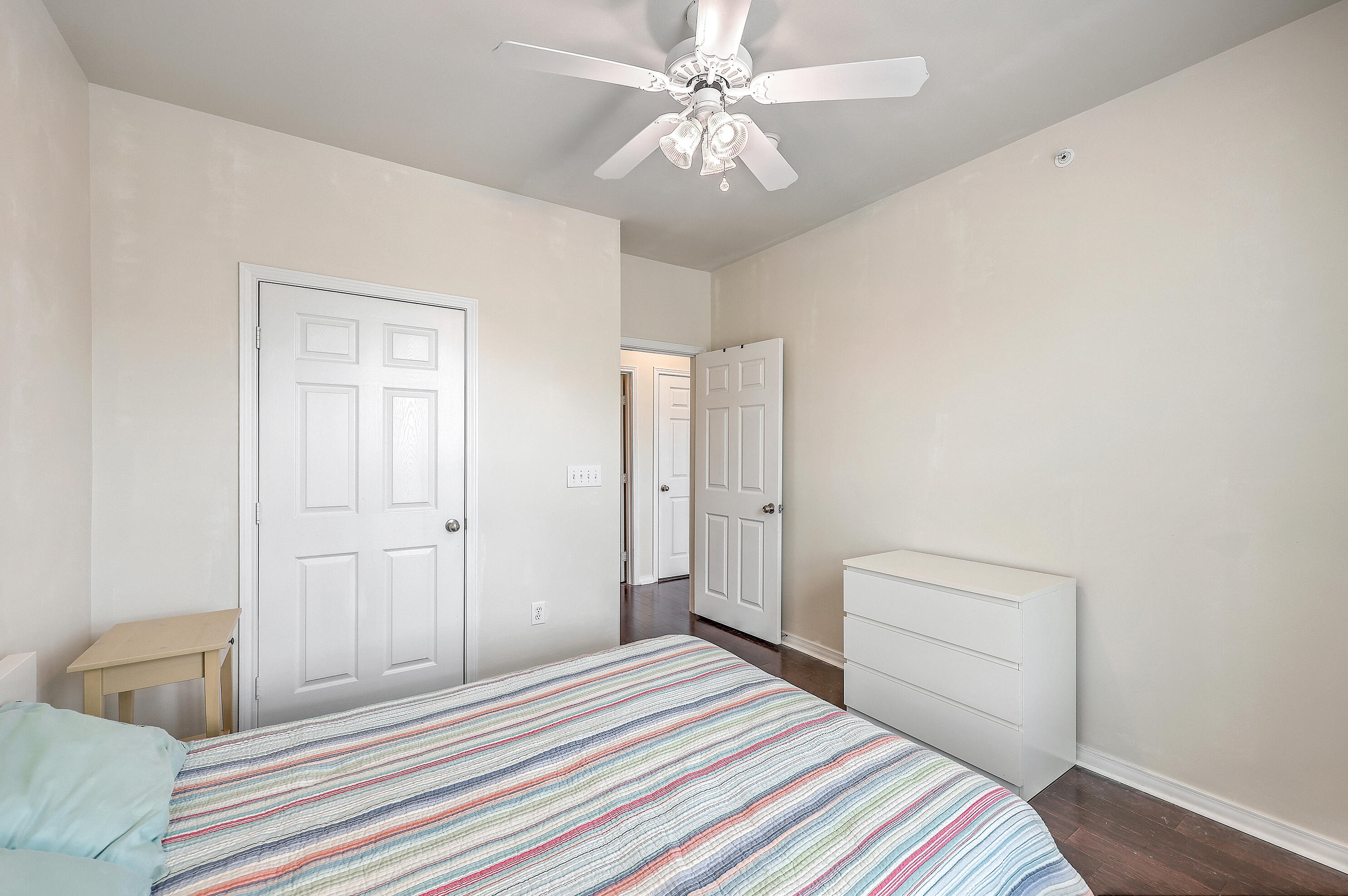 130 River Landing Drive # 9305