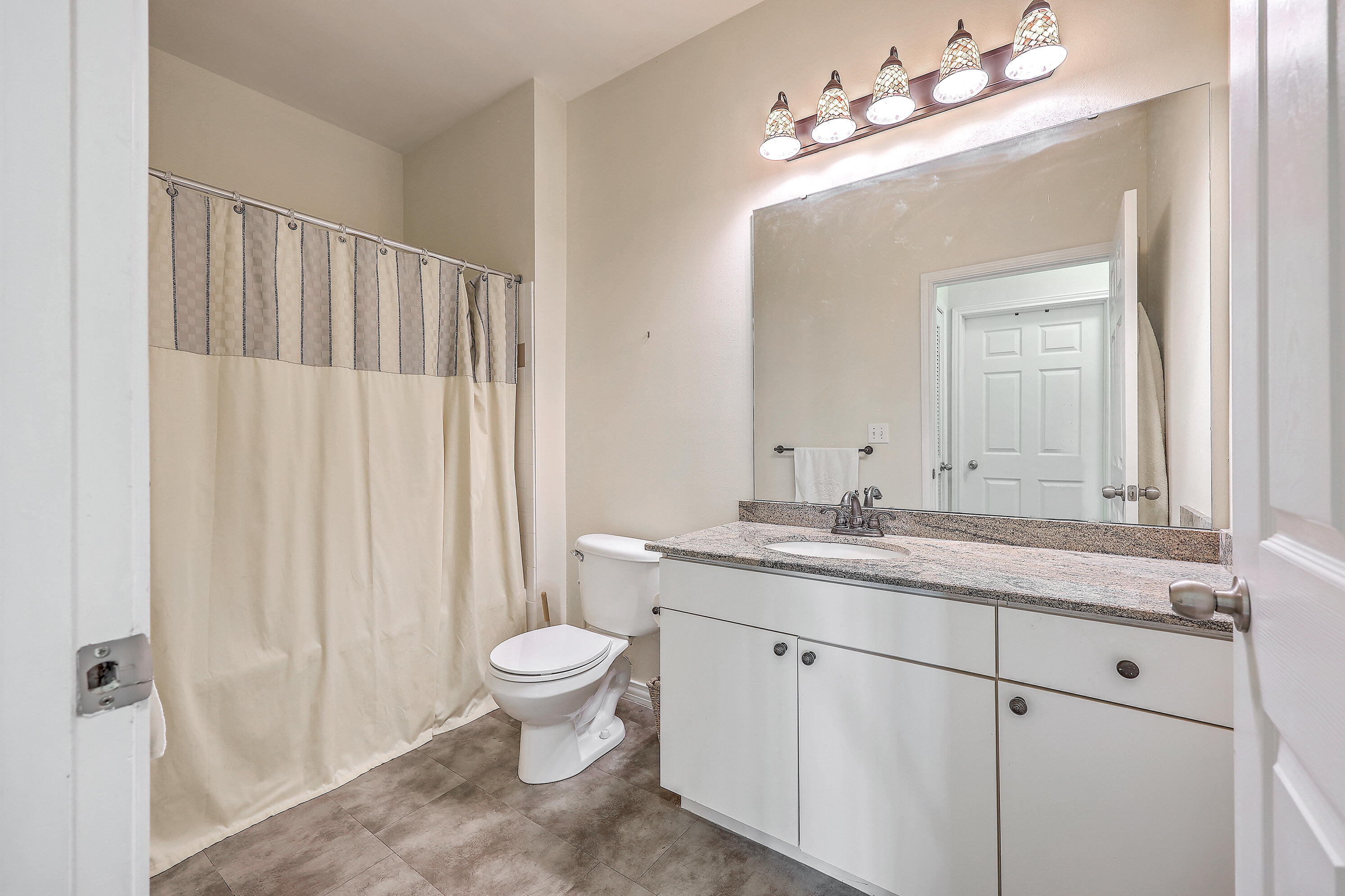 130 River Landing Drive # 9305