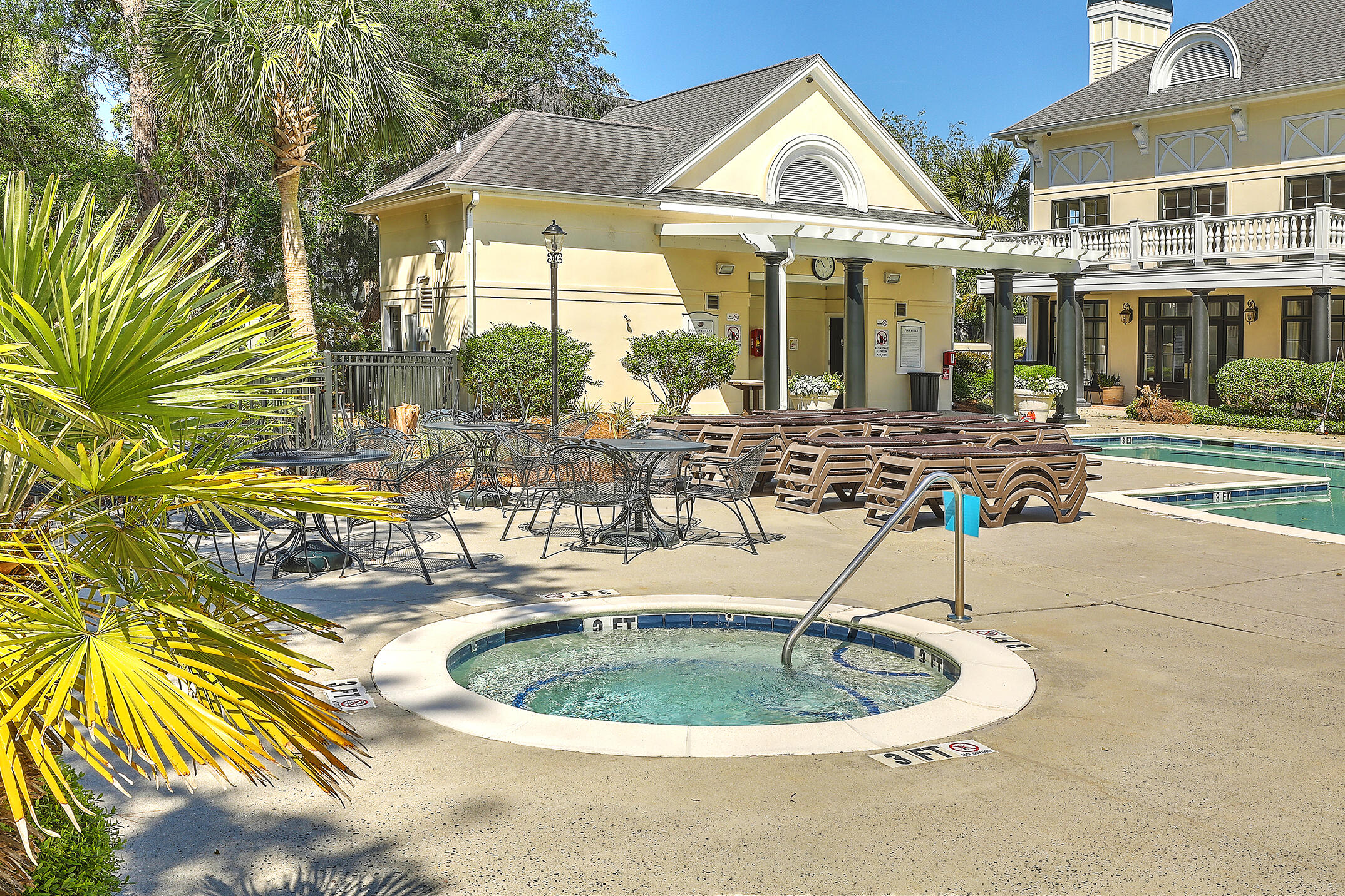 130 River Landing Drive # 9305