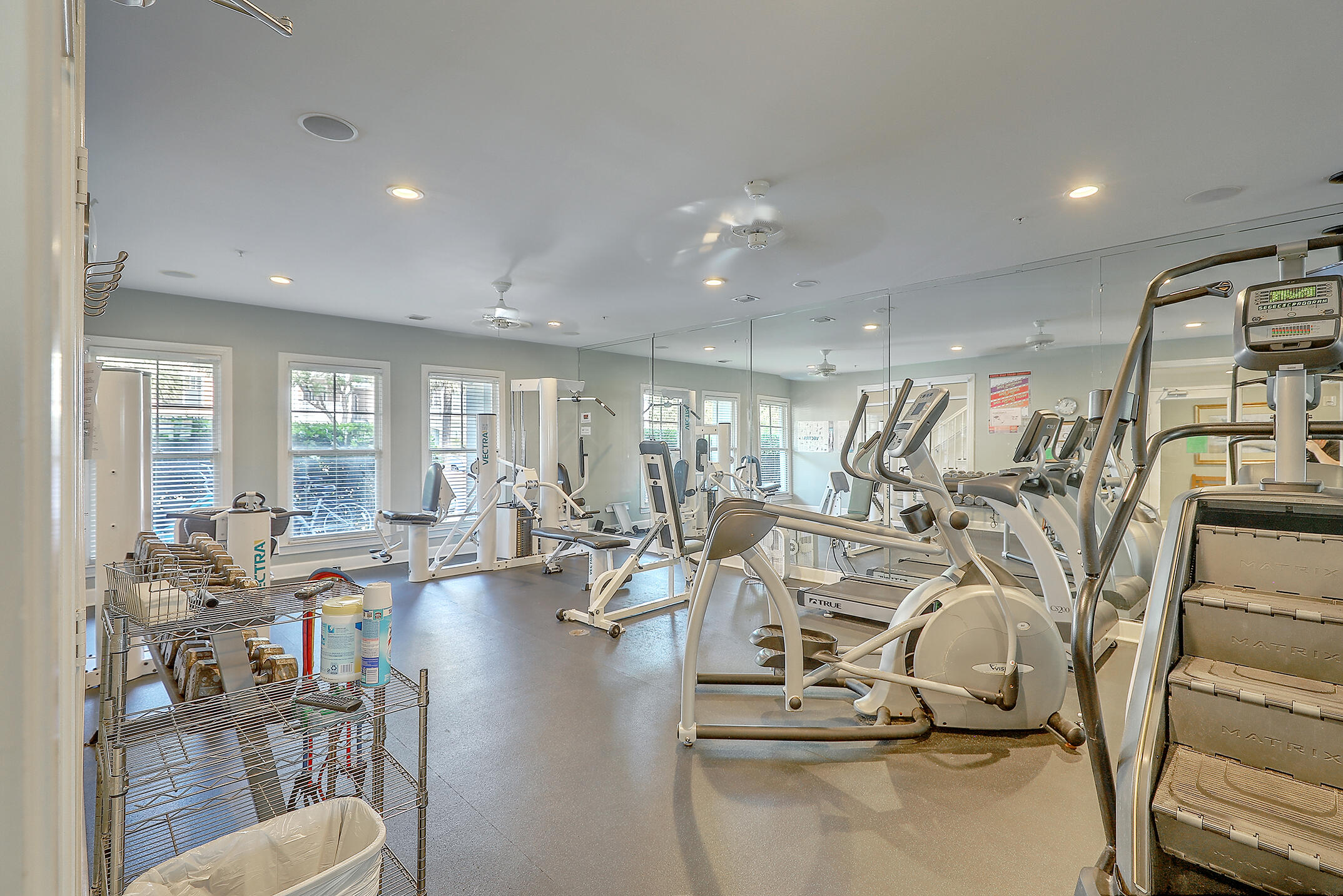 130 River Landing Drive # 9305
