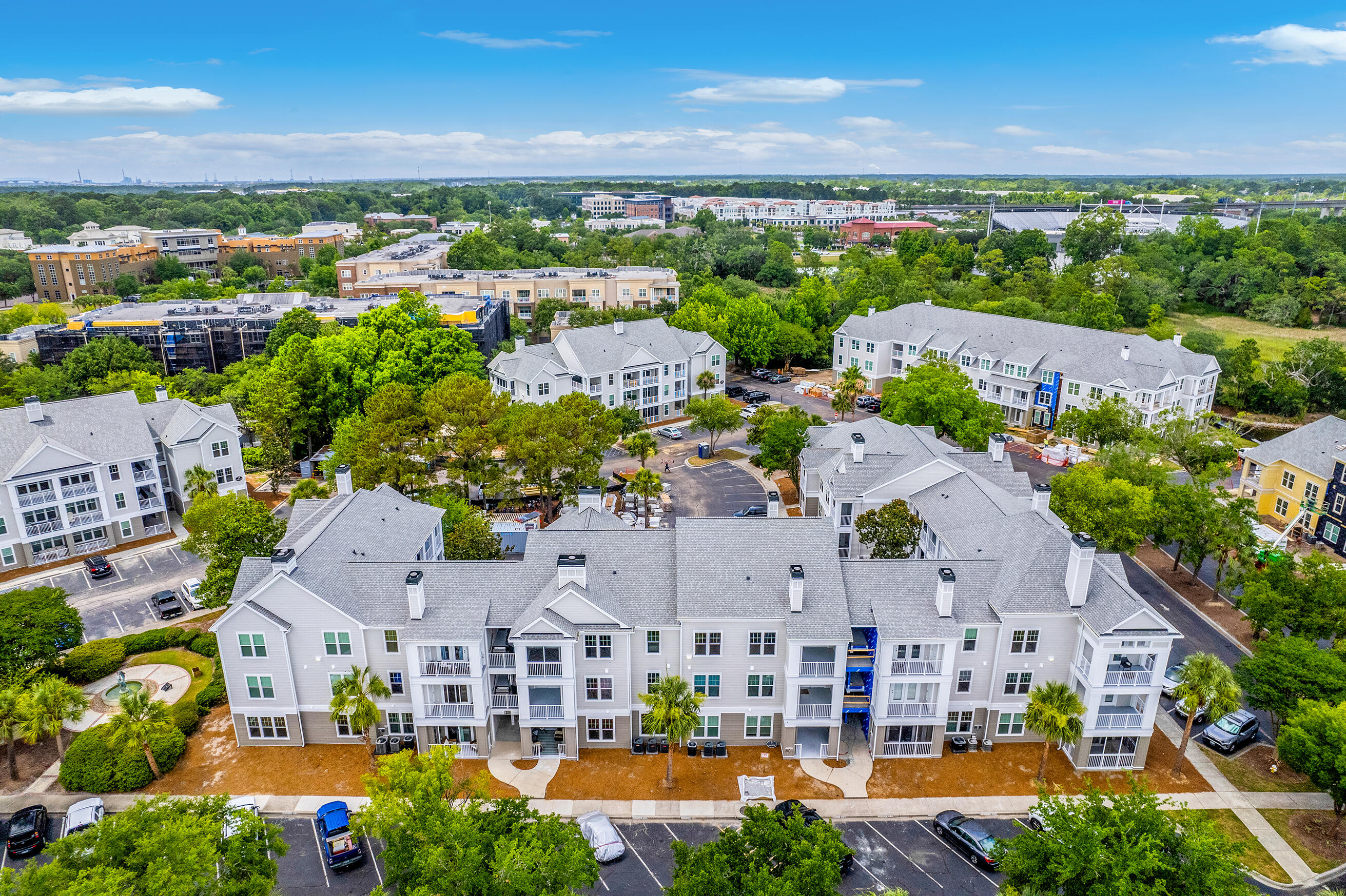 130 River Landing Drive # 9305