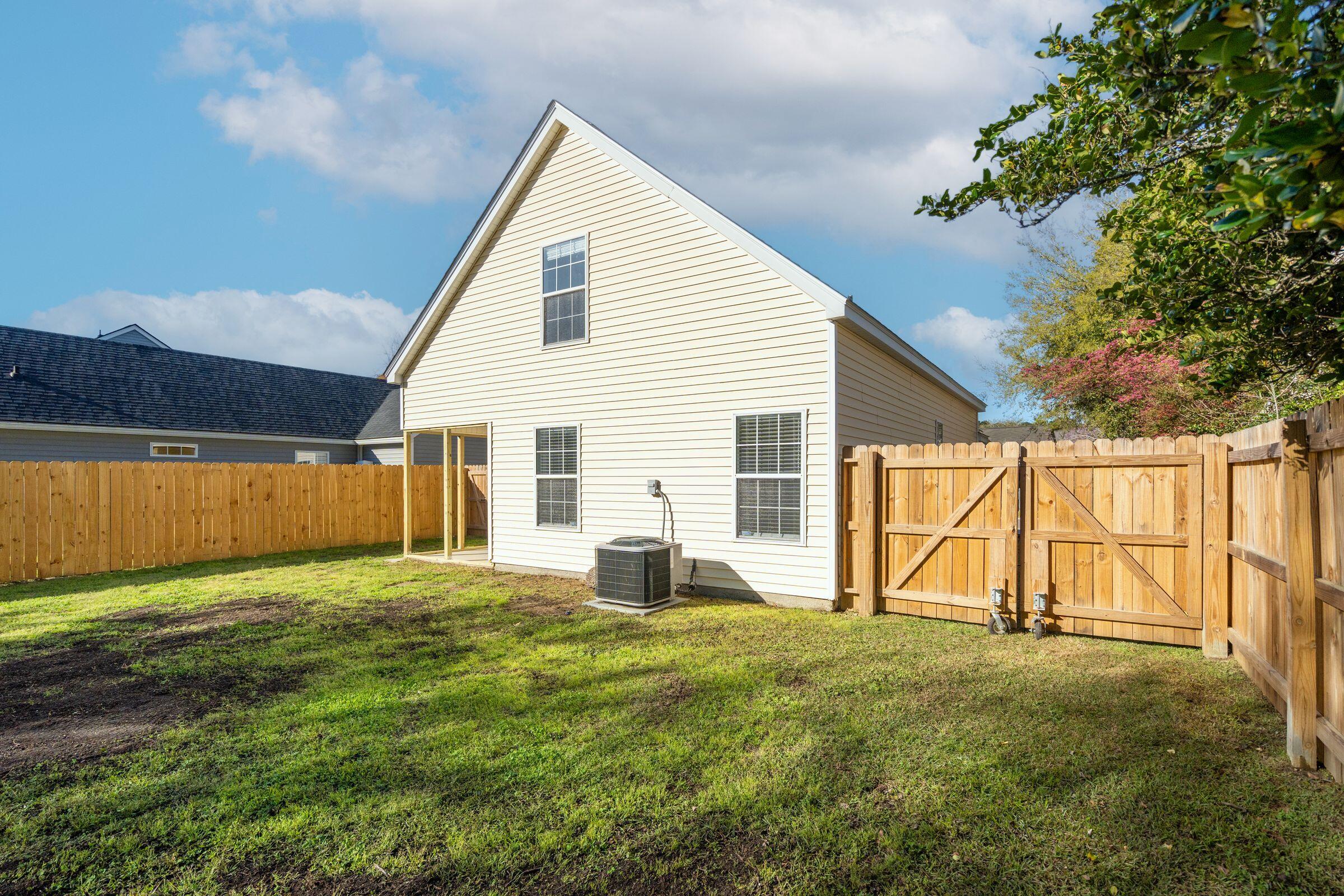 1412 Sandstone Place