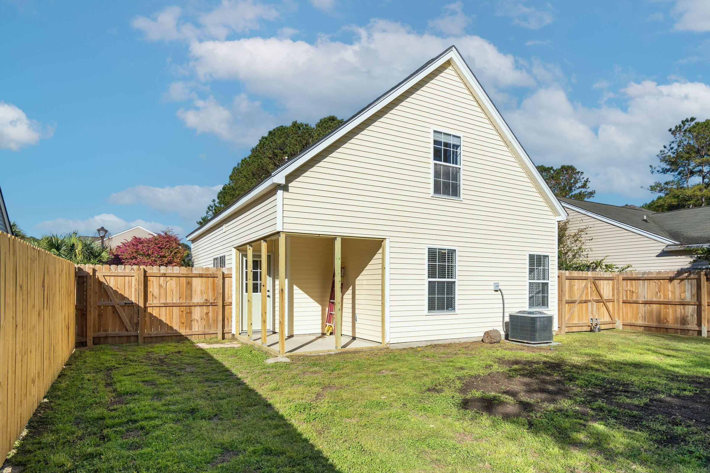 1412 Sandstone Place