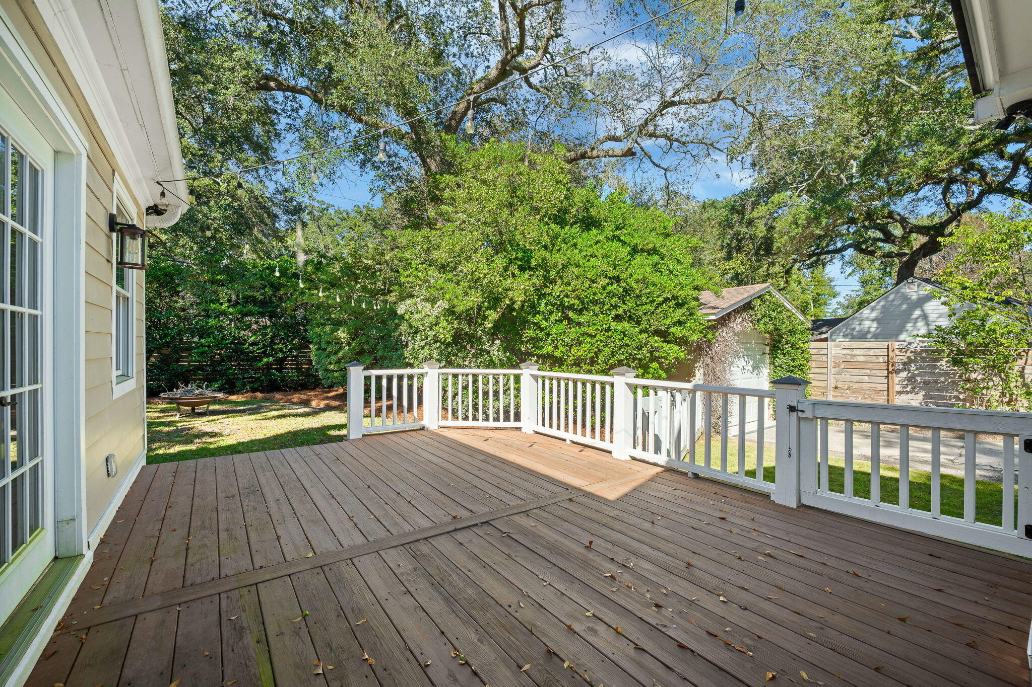 715 Parish Road