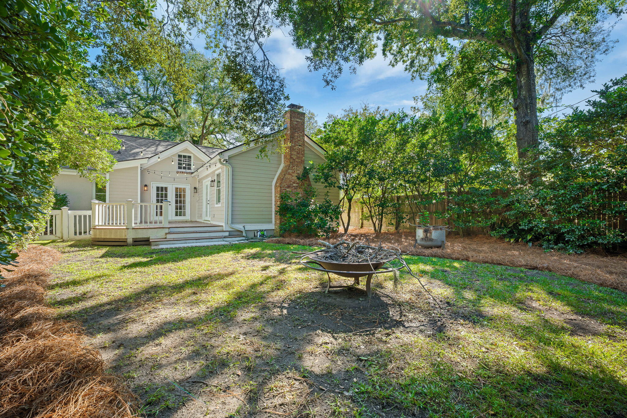 715 Parish Road