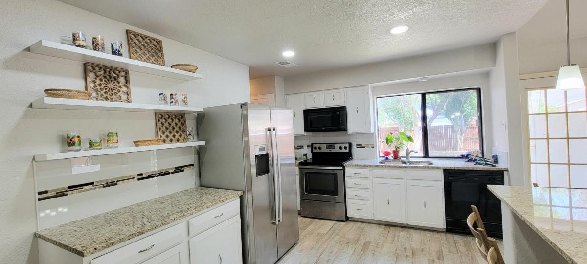 5526 Excalibur Drive
