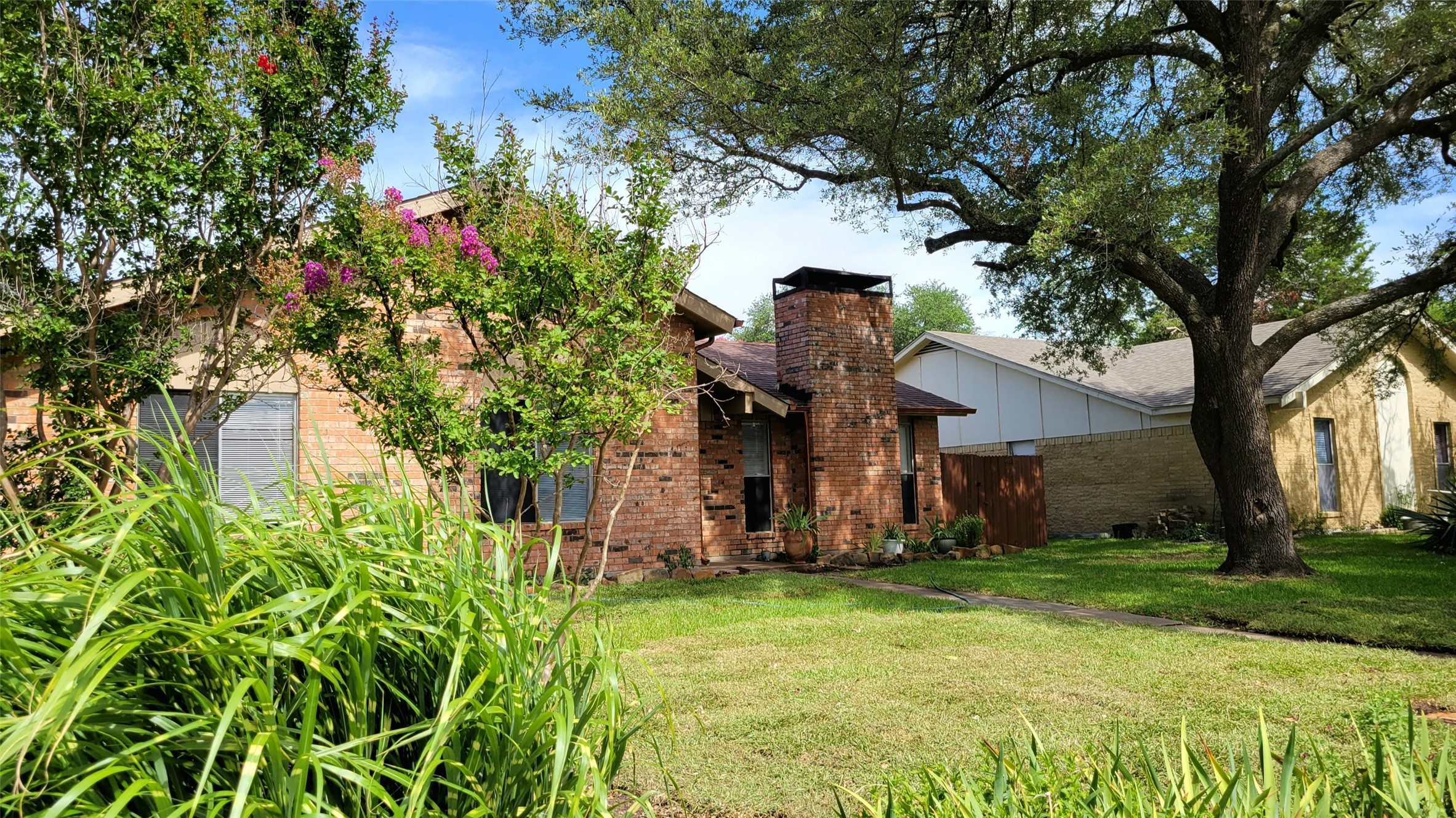 5526 Excalibur Drive