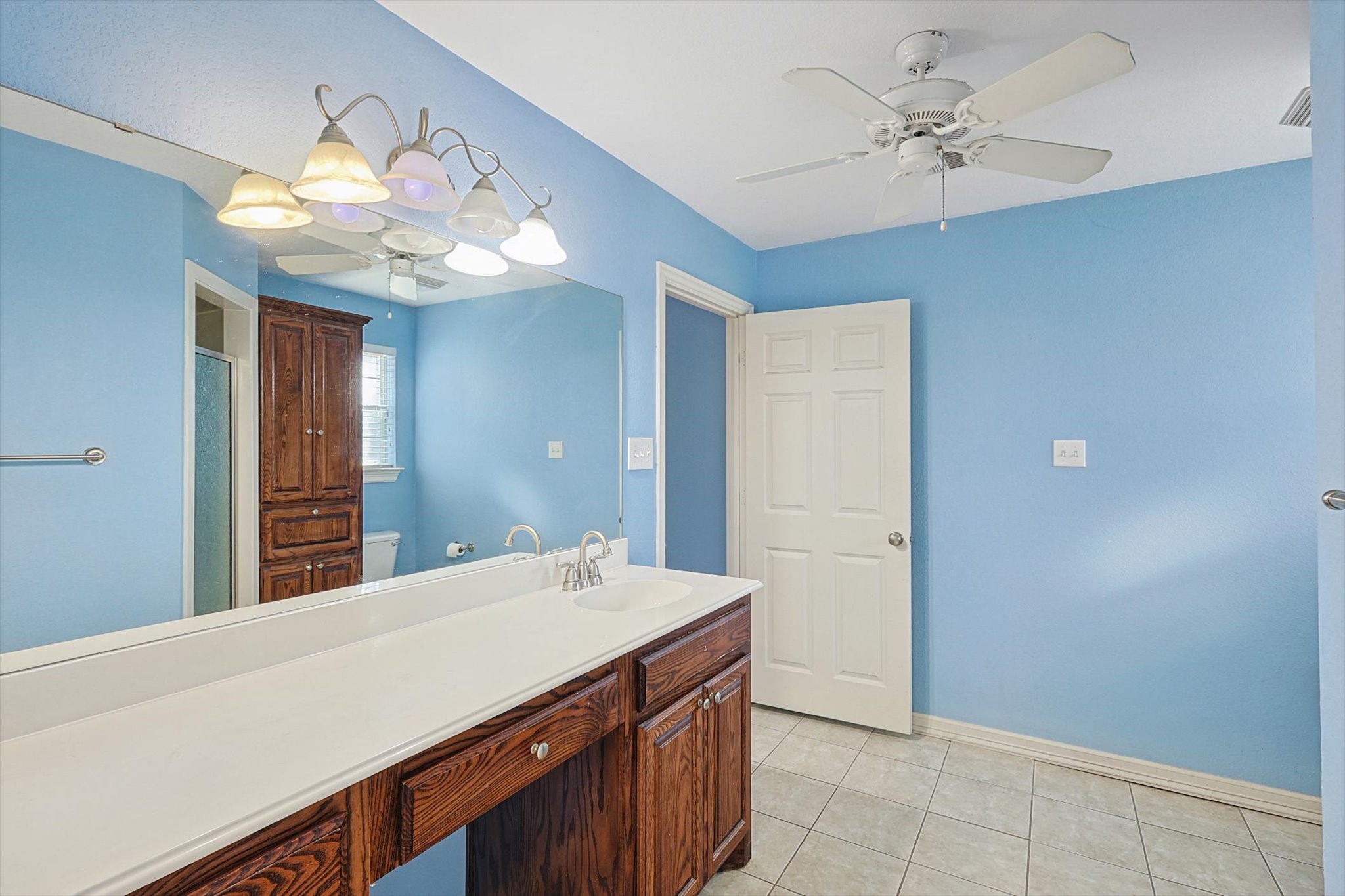 6104 Saddle Ridge Court