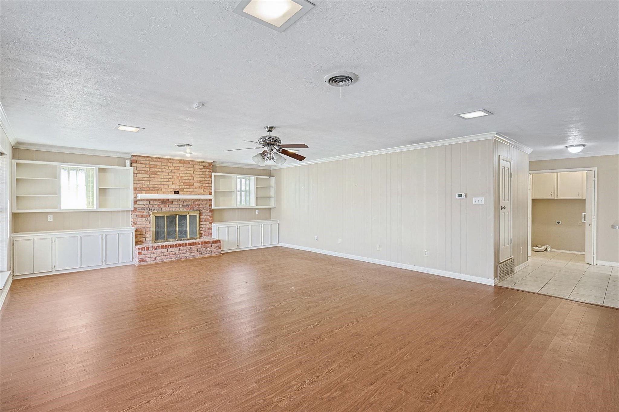 6104 Saddle Ridge Court