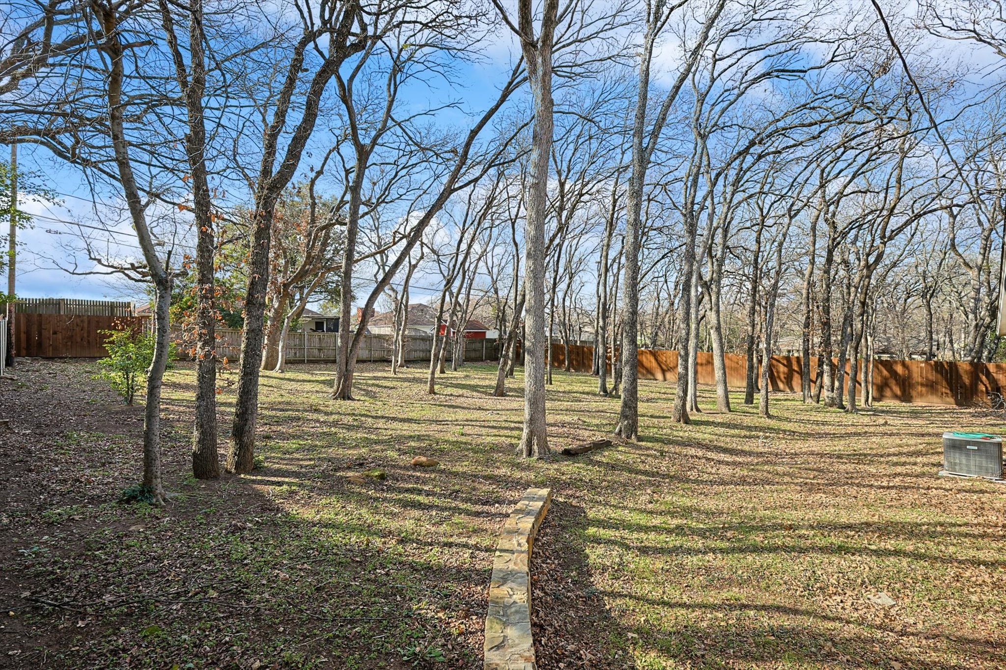 6104 Saddle Ridge Court