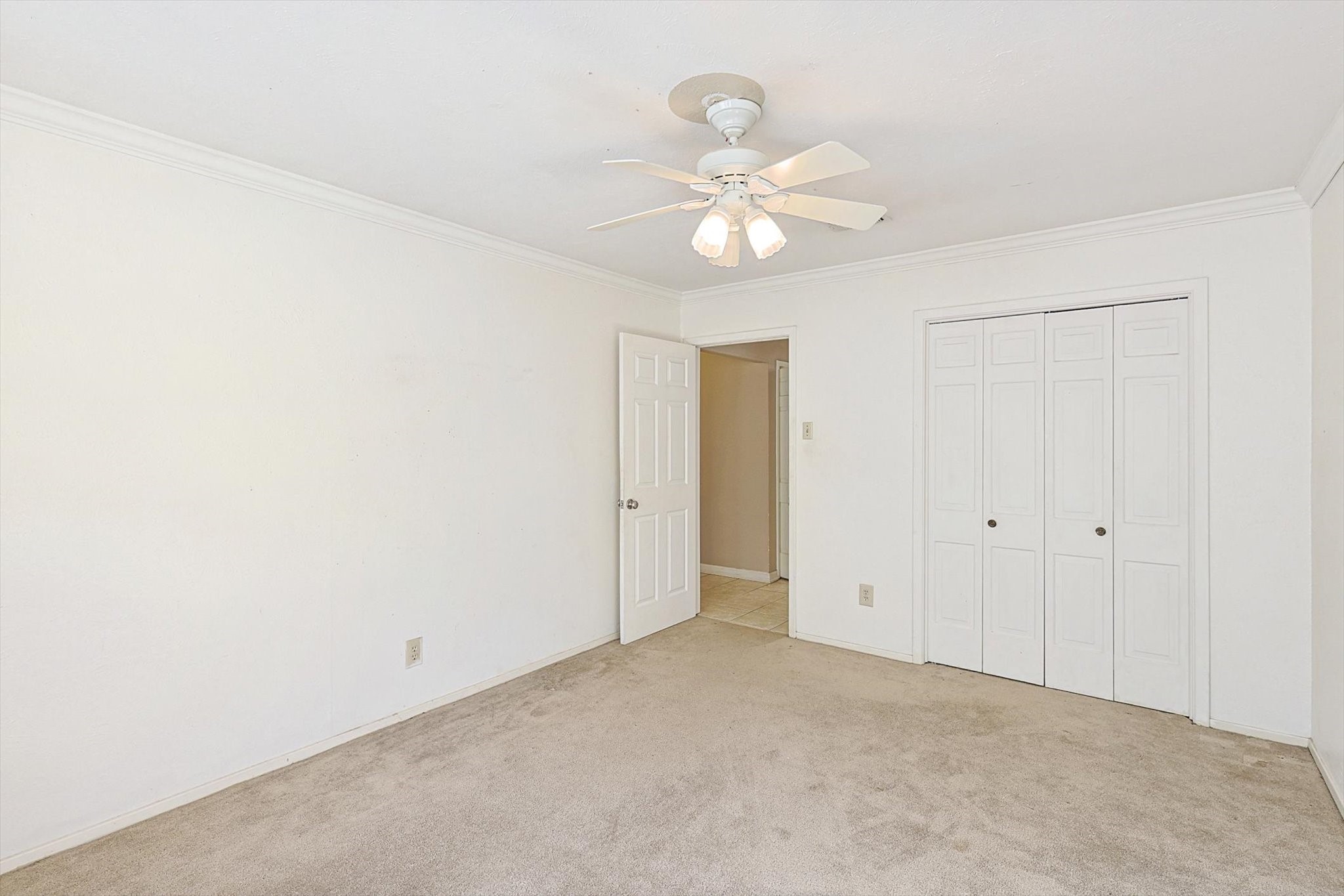 6104 Saddle Ridge Court