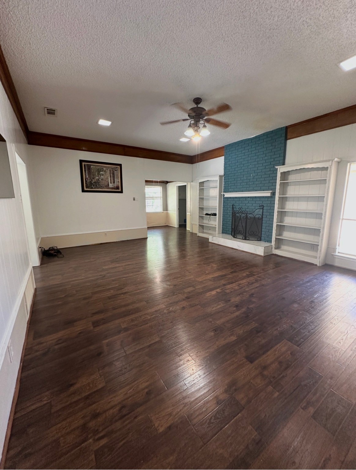 1121 Goldenrod Drive