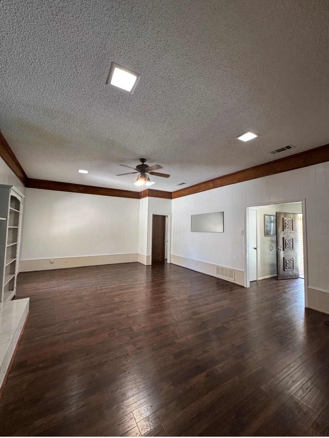 1121 Goldenrod Drive