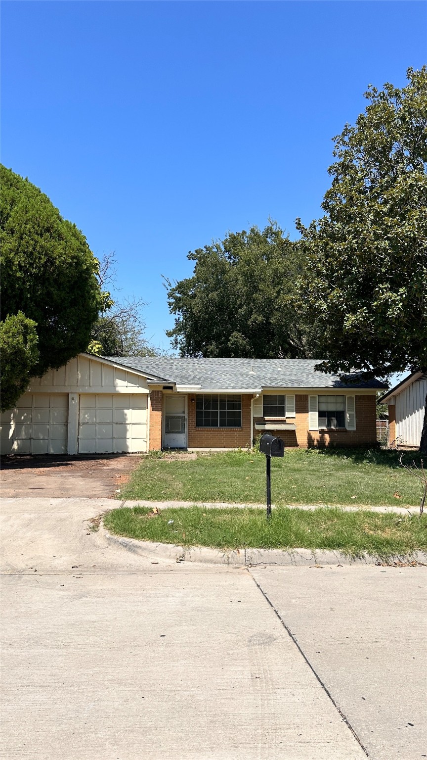 1511 Laurel Lane