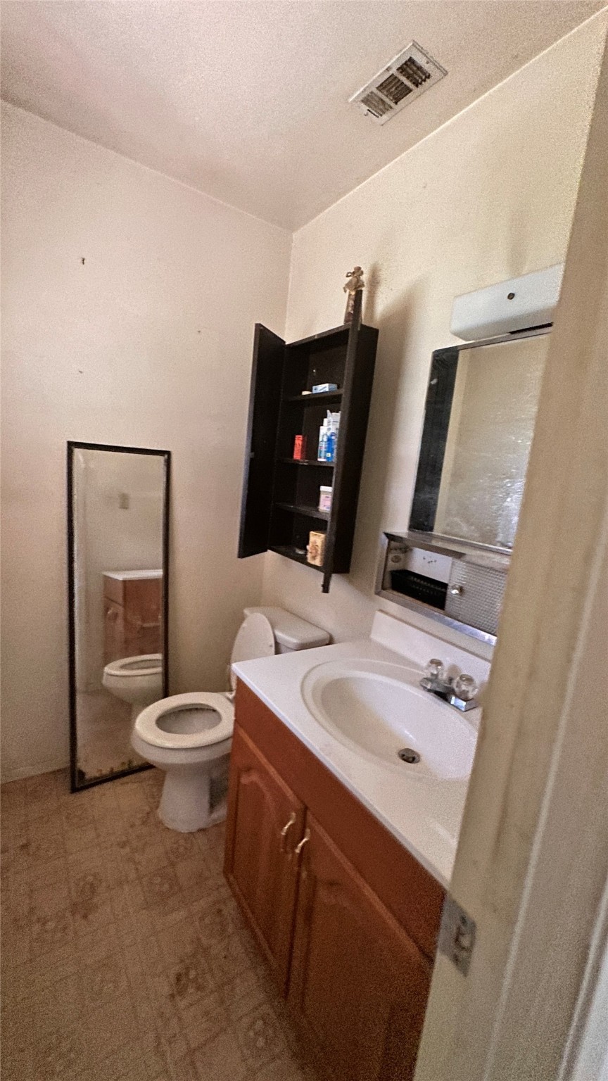 1511 Laurel Lane