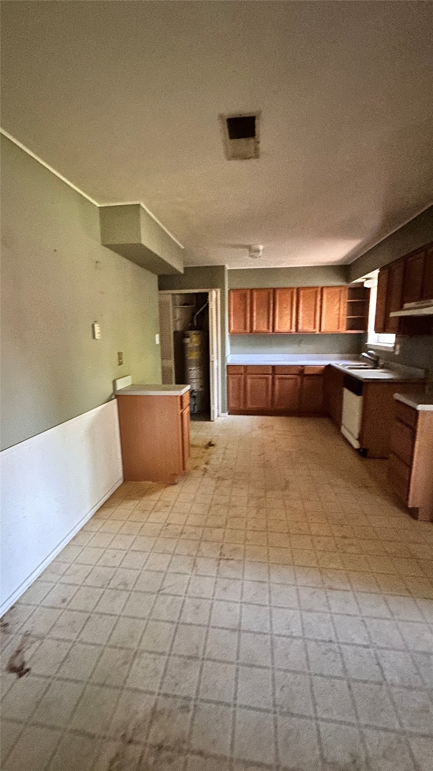 1511 Laurel Lane