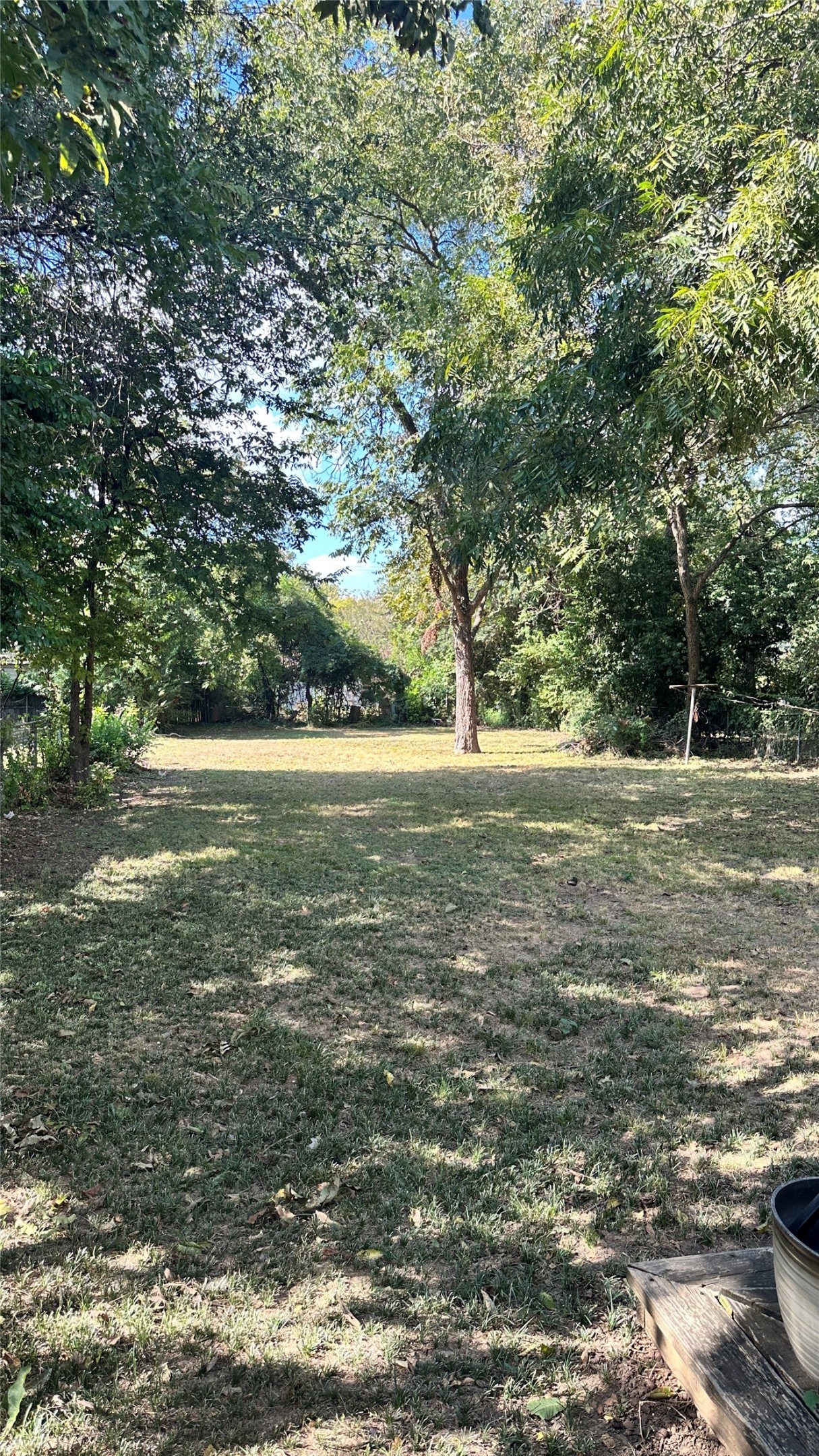 3115 Bertrand Avenue