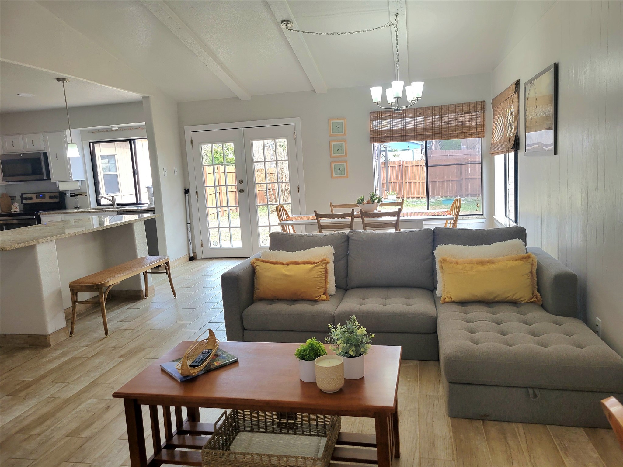 5526 Excalibur Drive