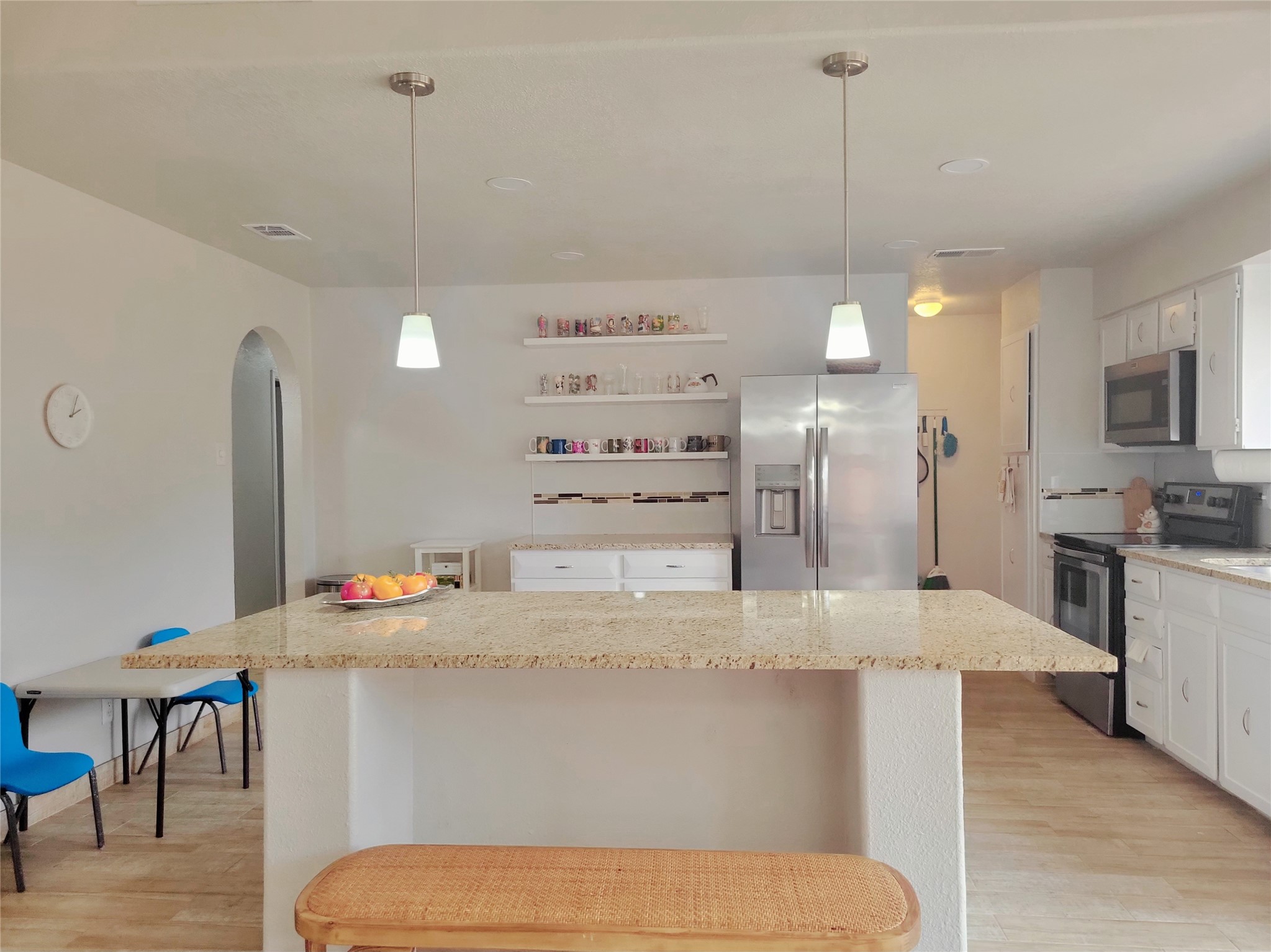 5526 Excalibur Drive