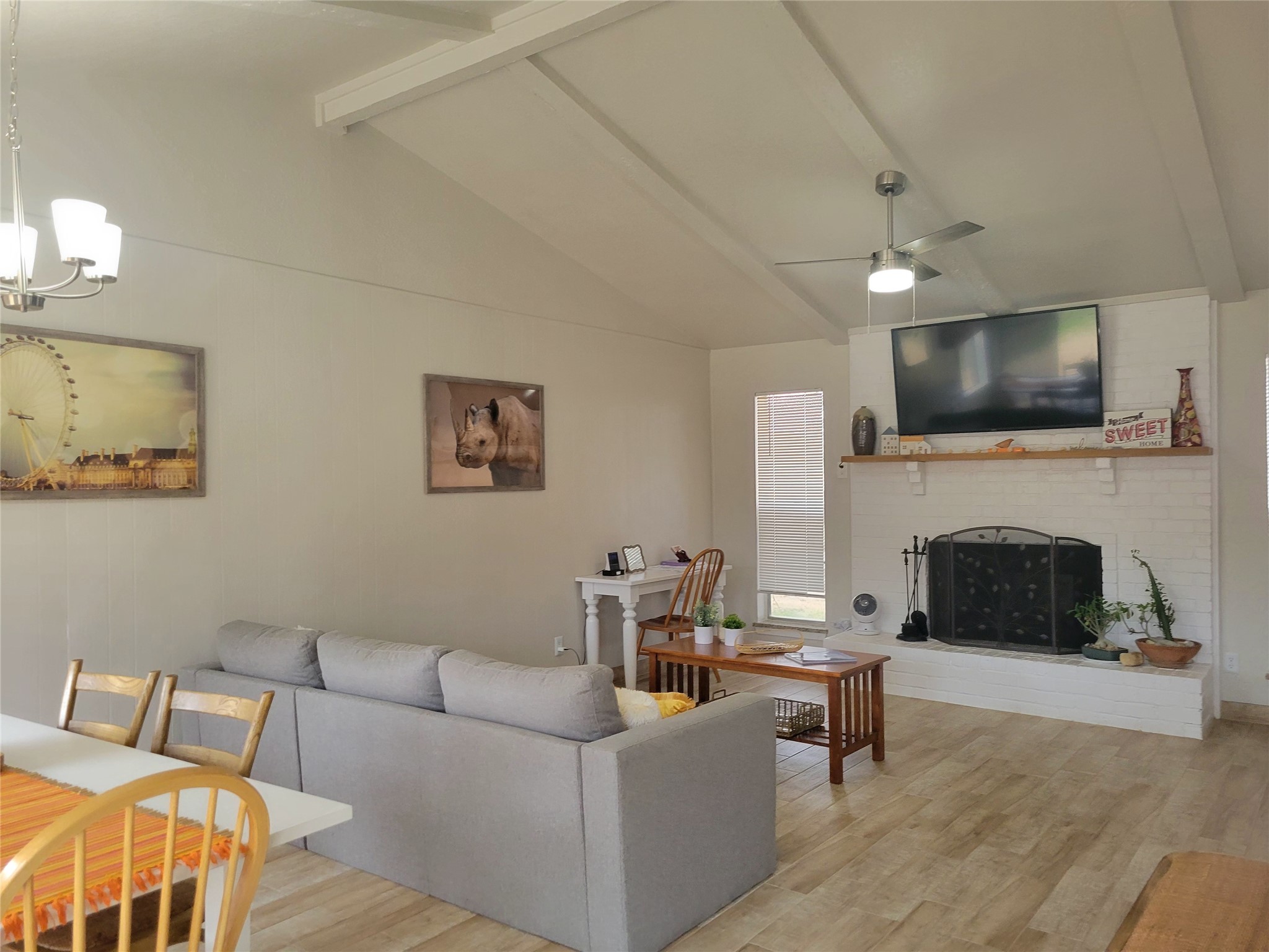 5526 Excalibur Drive