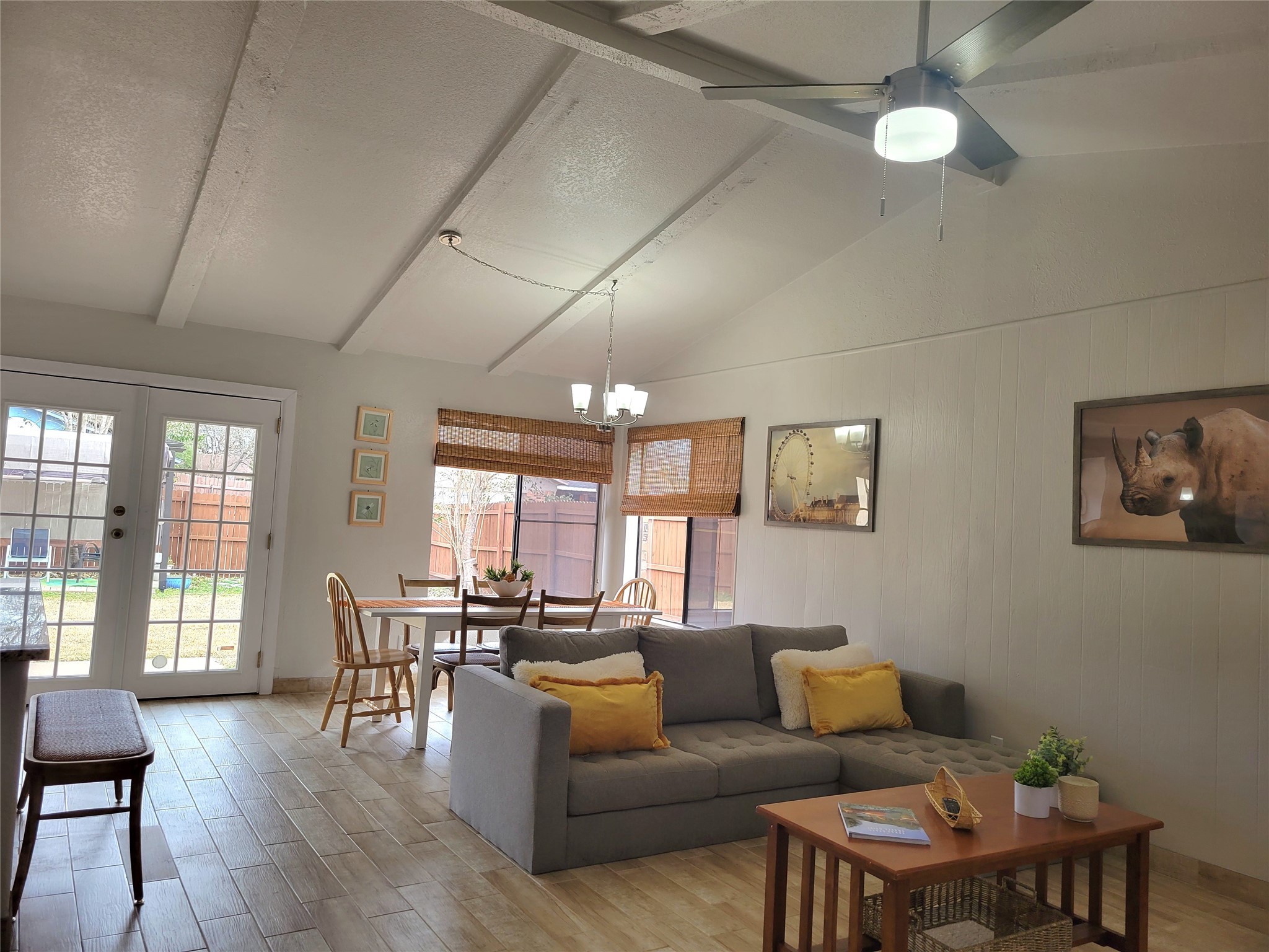 5526 Excalibur Drive